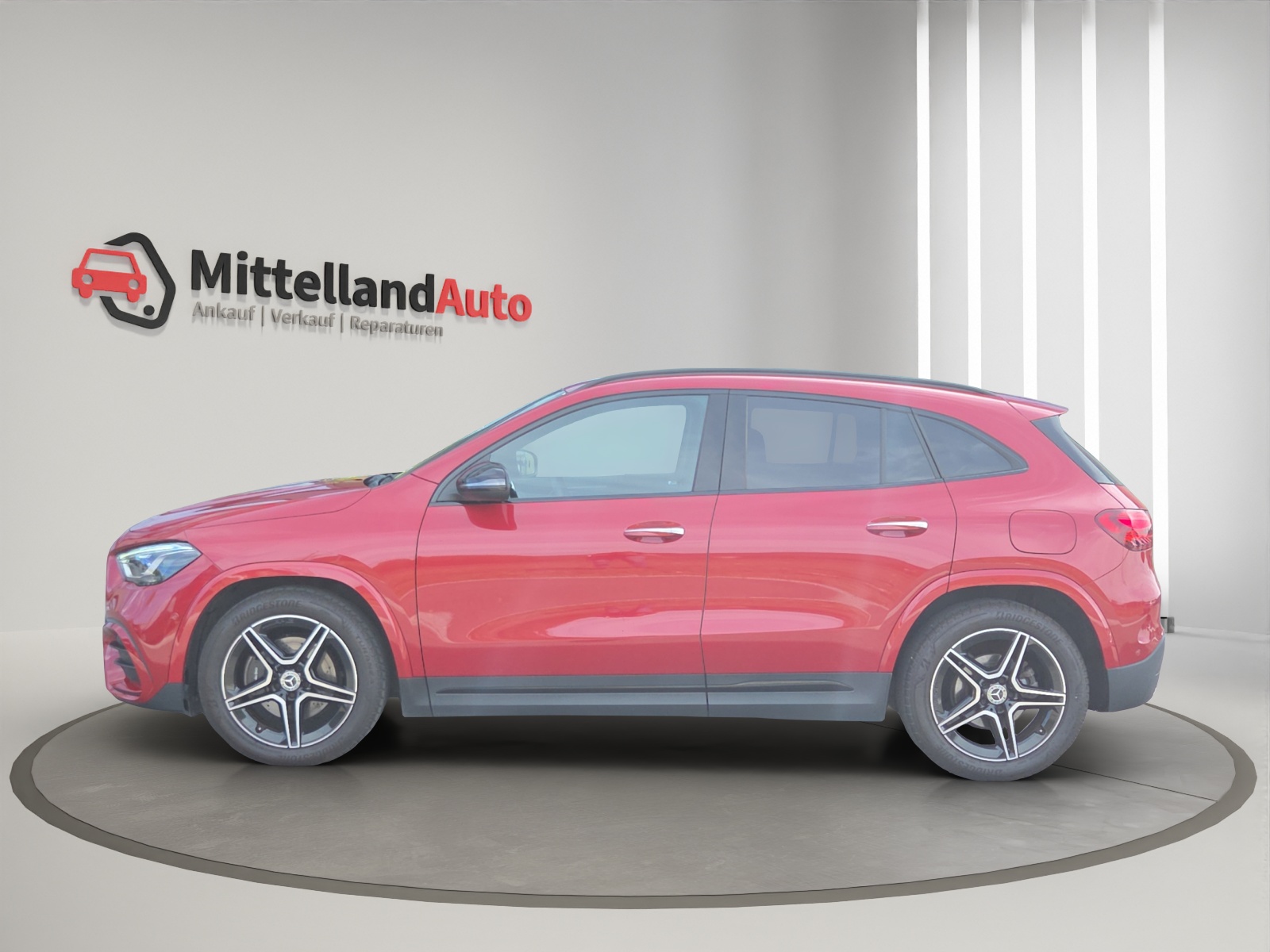 MERCEDES-BENZ GLA 200d 4Matic 8G-DCT AMG Line-image-4