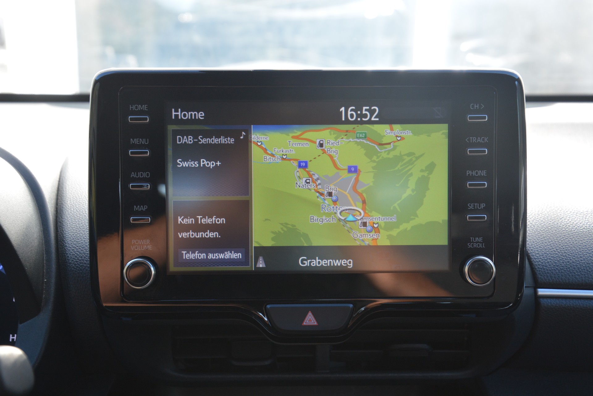 TOYOTA Yaris Cross 1.5 Trend e-CVT AWDi-image-7