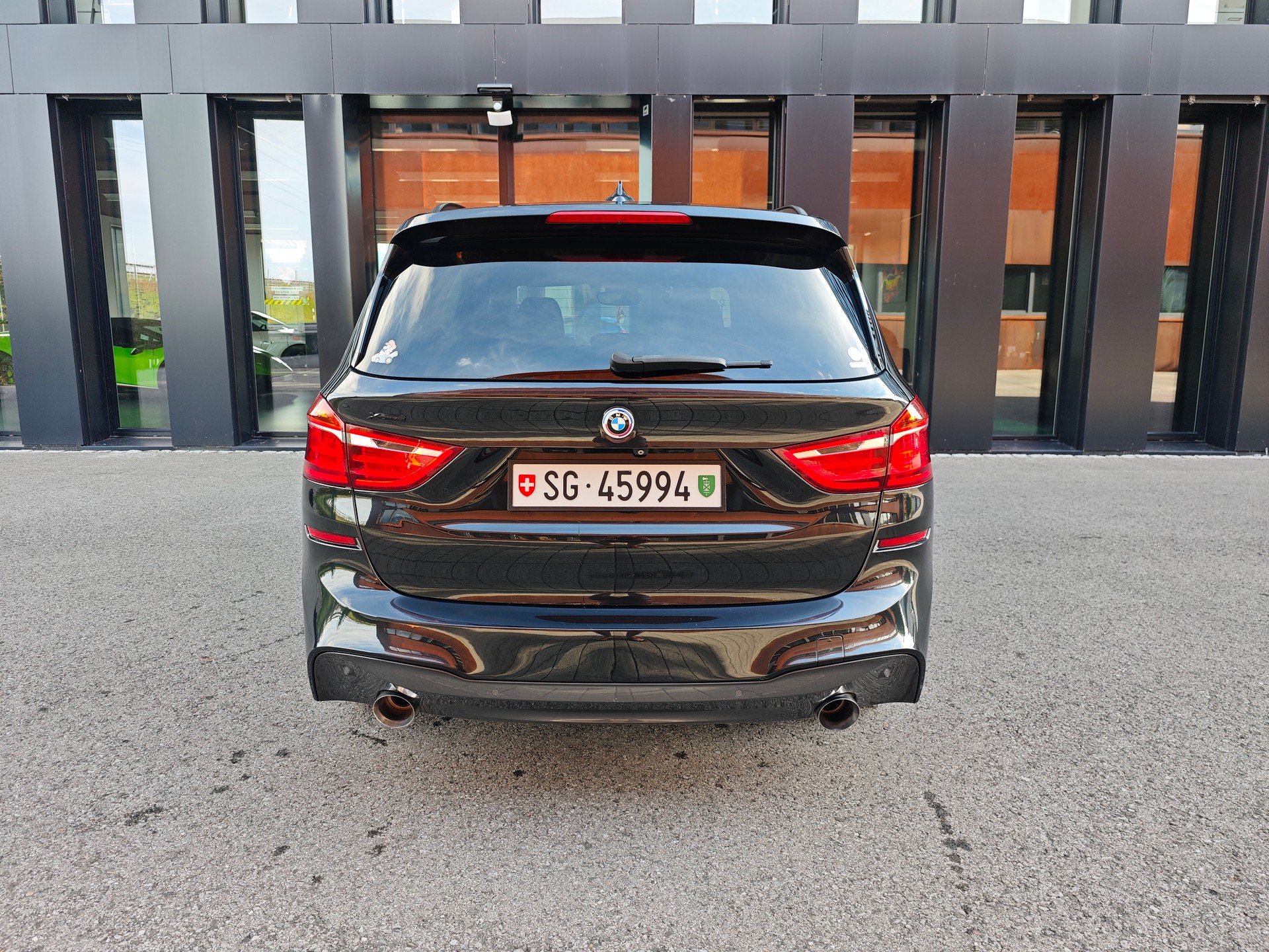 BMW 220d xDrive SAG-image-5