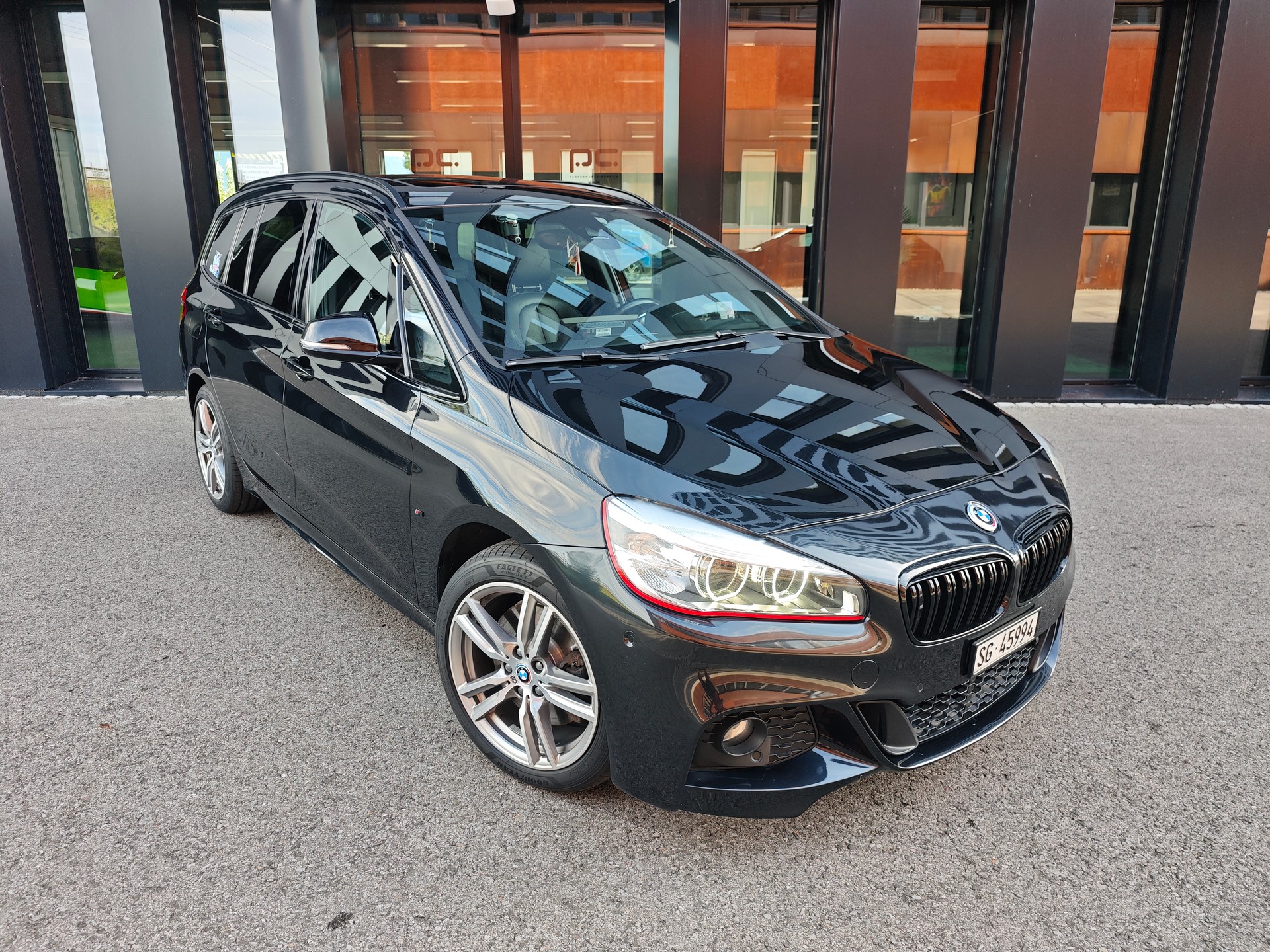 BMW 220d xDrive SAG-image-0
