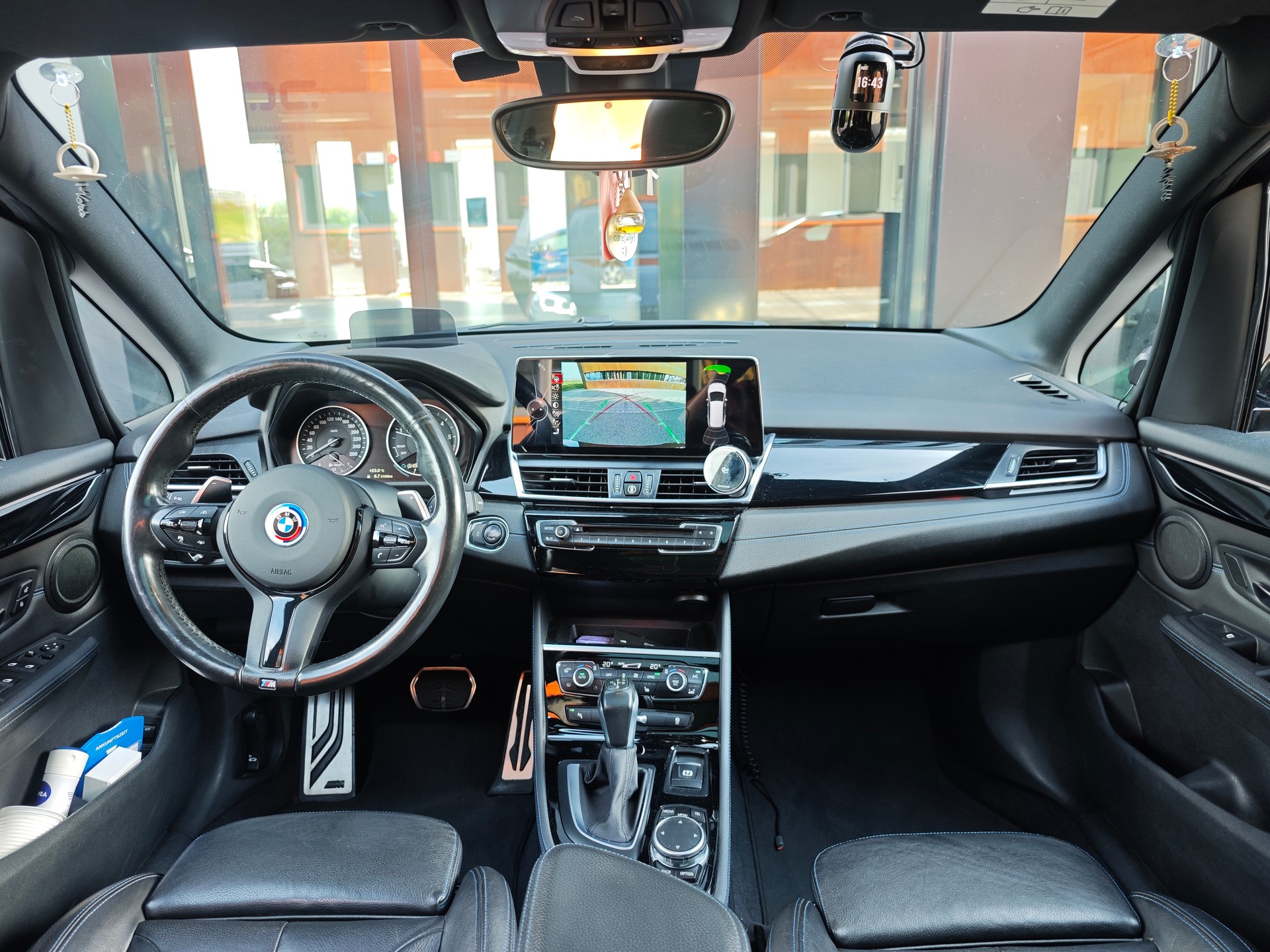 BMW 220d xDrive SAG-image-9