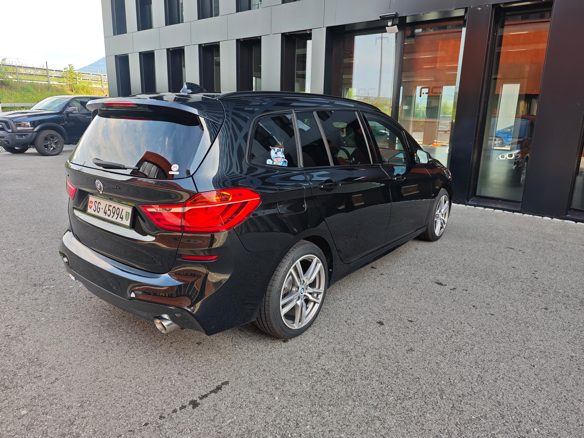 BMW 220d xDrive SAG-image-6
