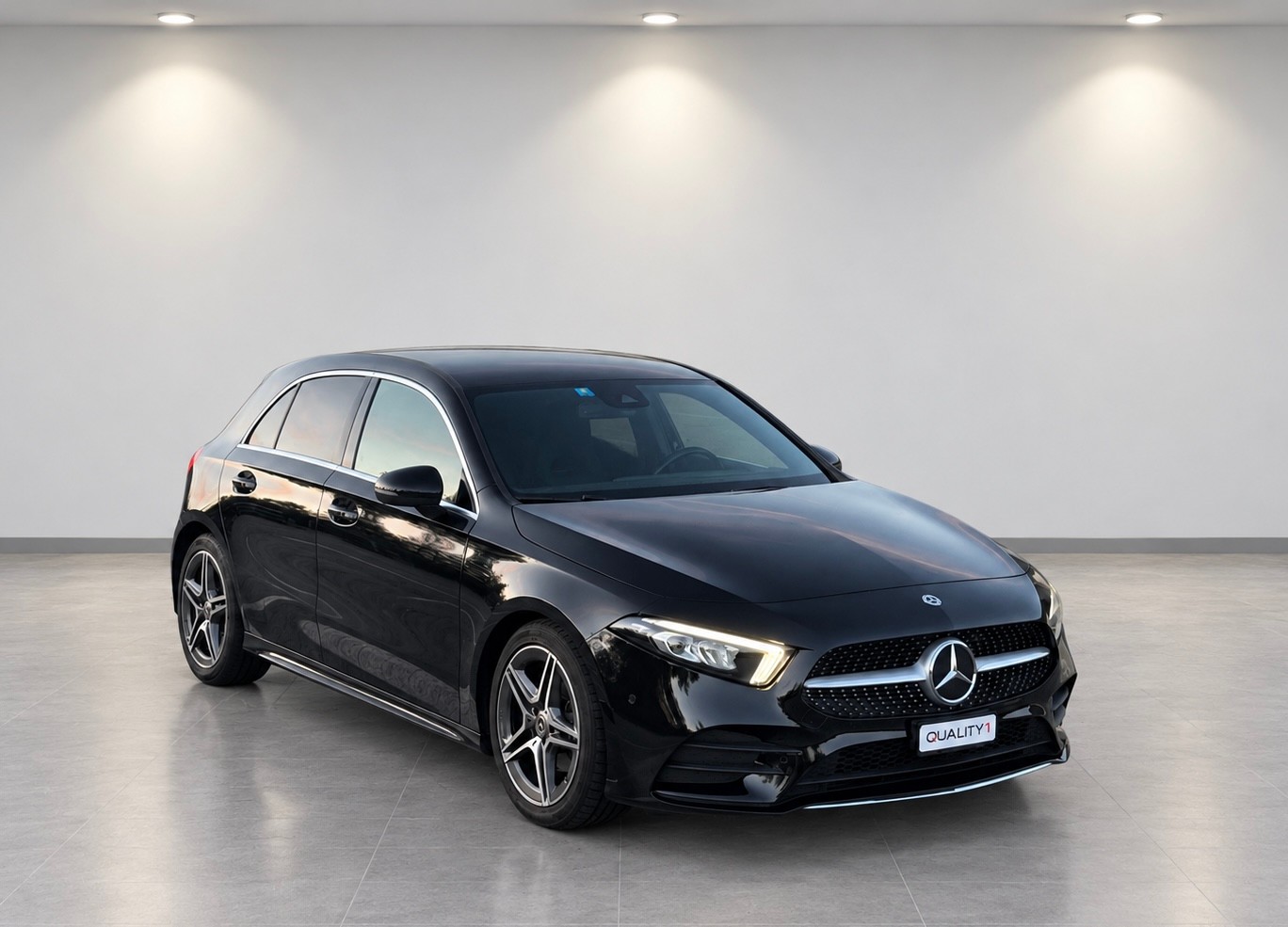 MERCEDES-BENZ A 200 AMG Line 7G-DCT-image-0