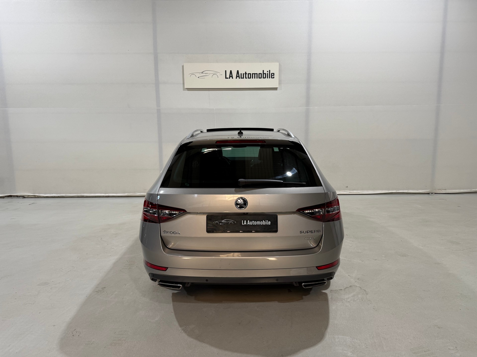 SKODA Superb Combi 2.0 TSI Style DSG 4x4-image-7