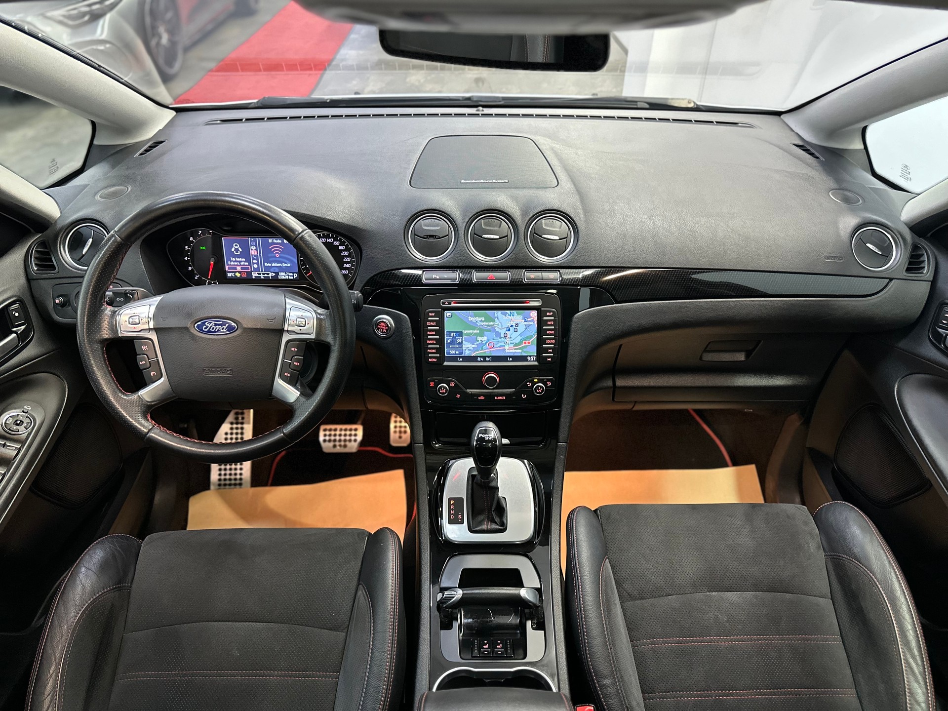 FORD S-Max 2.0 SCTi TitaniumS PowerShift-image-9