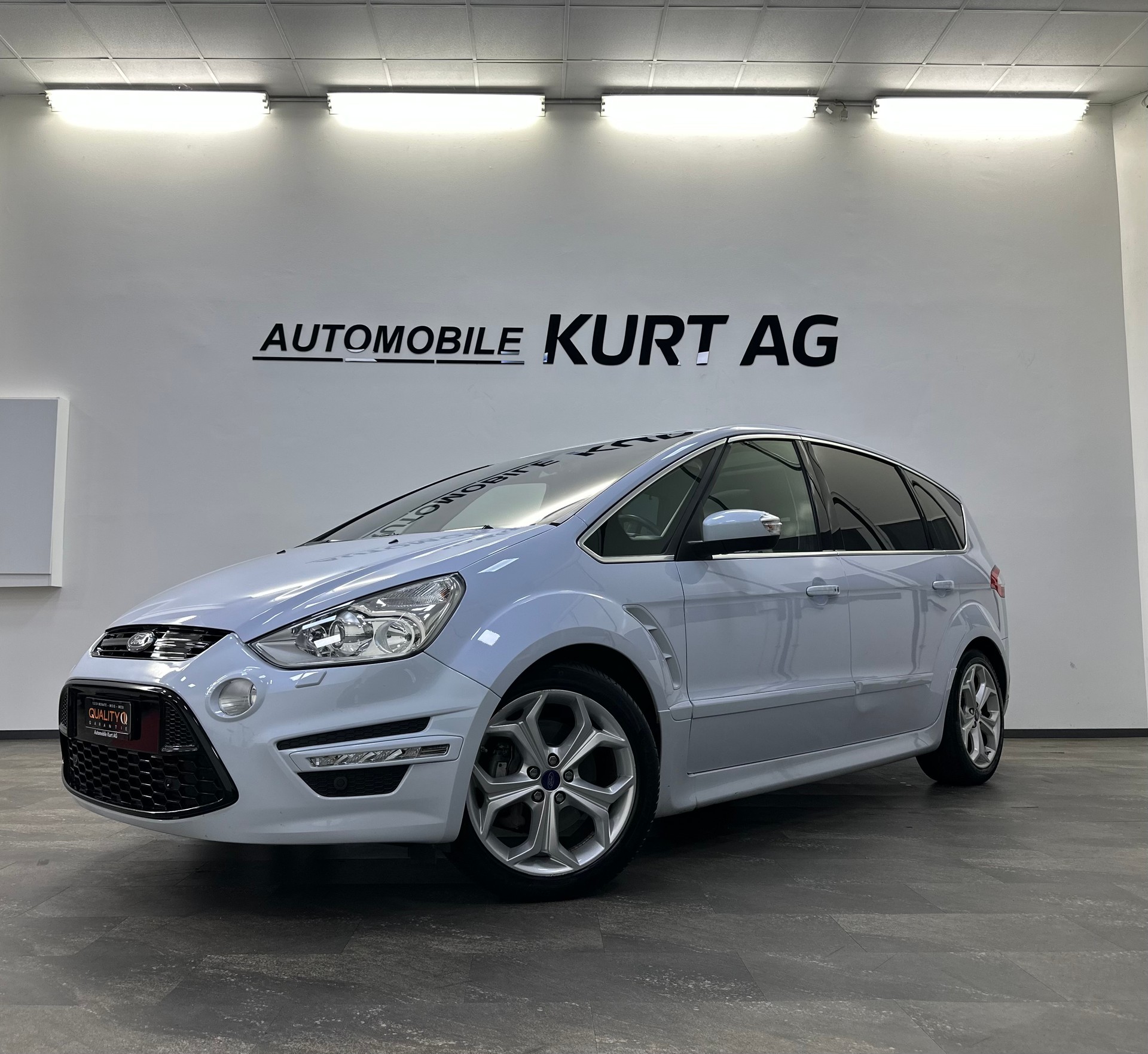 FORD S-Max 2.0 SCTi TitaniumS PowerShift-image-1