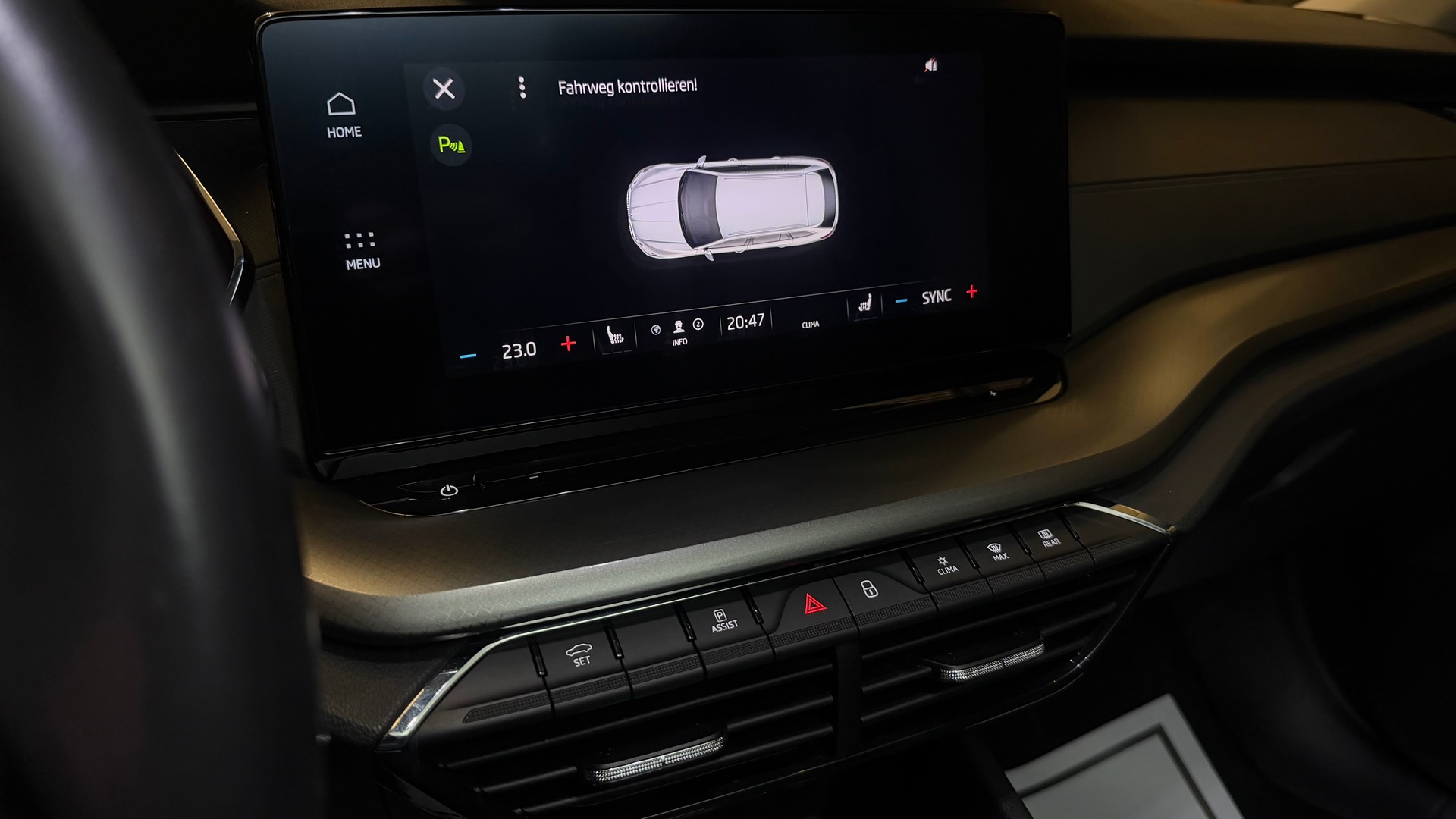 SKODA Octavia Combi 2.0 TDI DSG Ambition-image-22