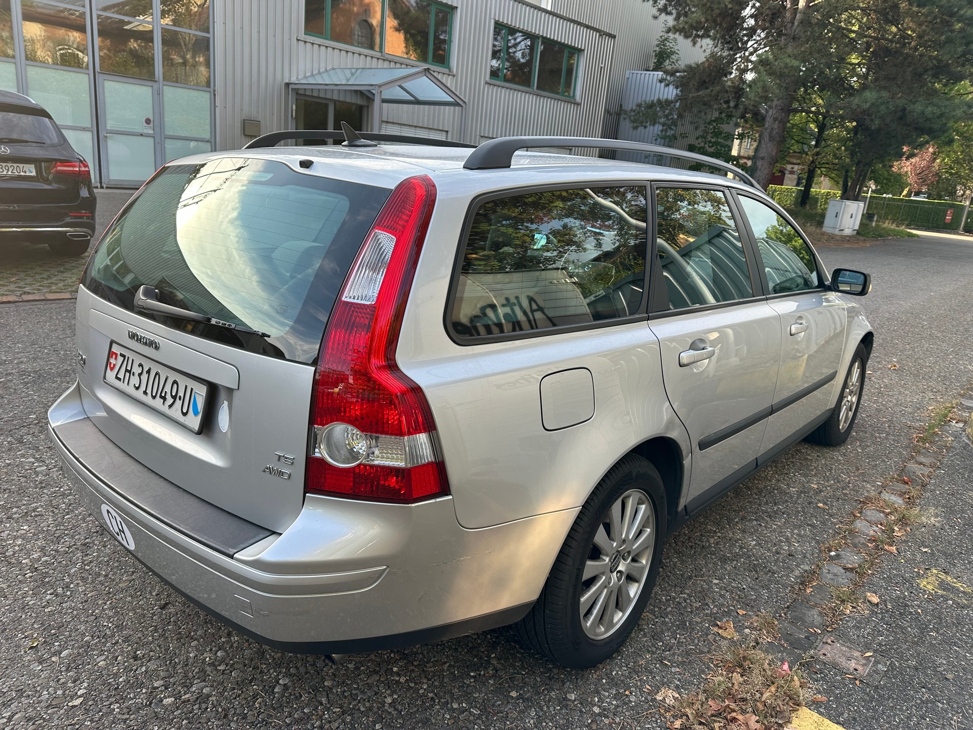 VOLVO V50 T5 AWD Kinetic-image-3