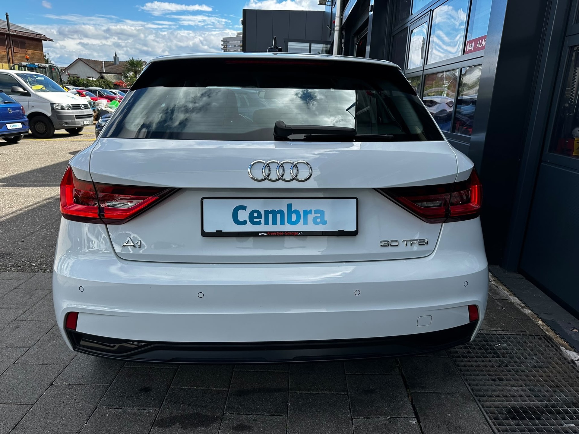 AUDI A1 Sportback 30 TFSI advanced-image-5