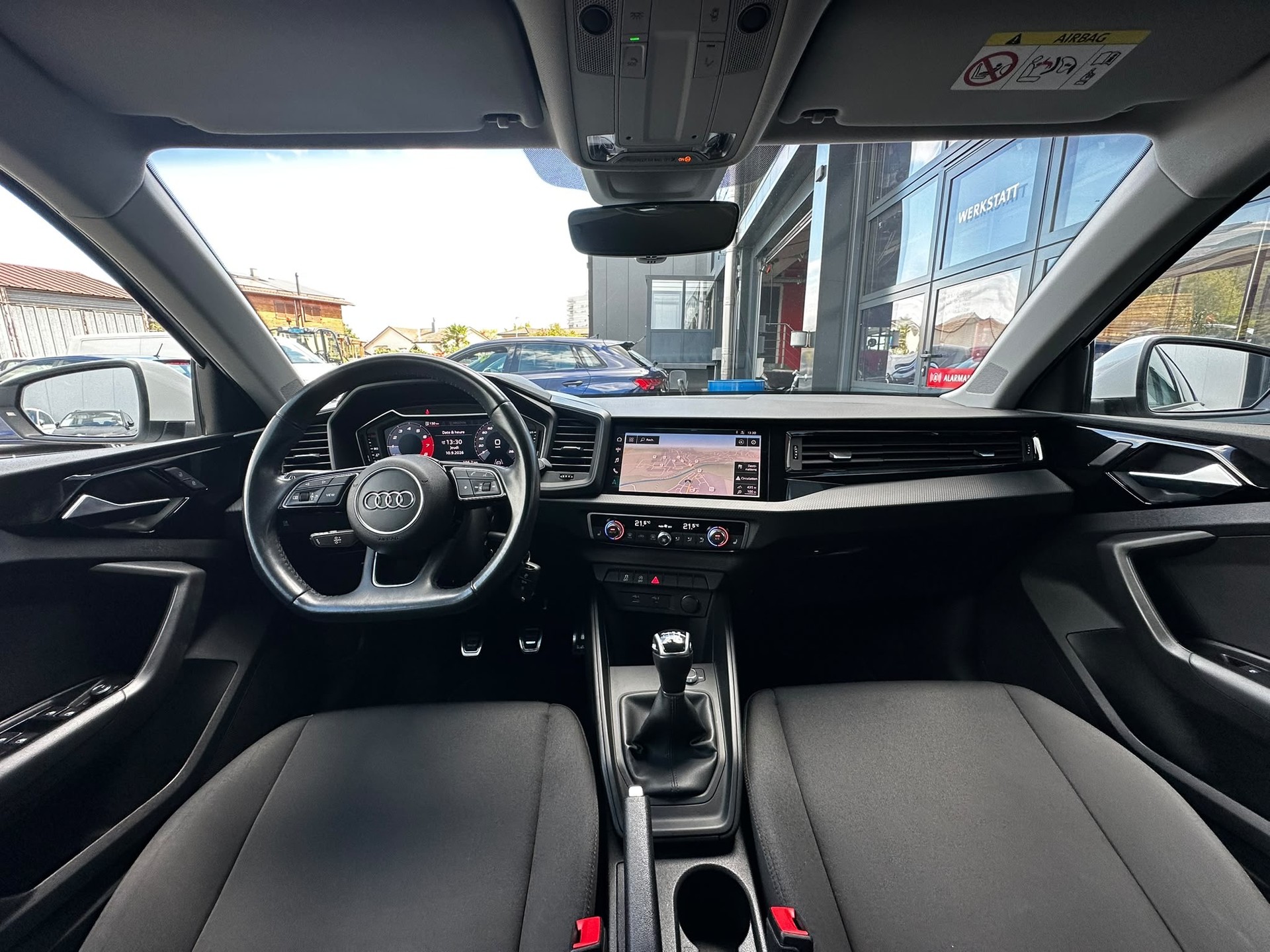 AUDI A1 Sportback 30 TFSI advanced-image-9
