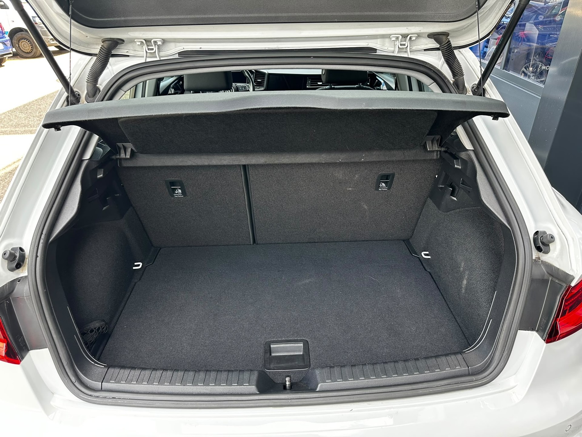 AUDI A1 Sportback 30 TFSI advanced-image-6