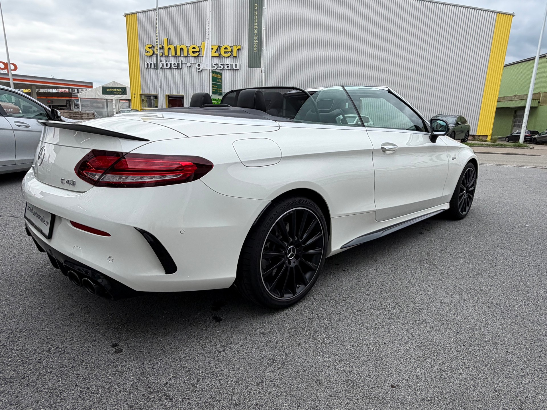 MERCEDES-BENZ C 43 Cabriolet AMG 4Matic 9G-Tronic-image-5