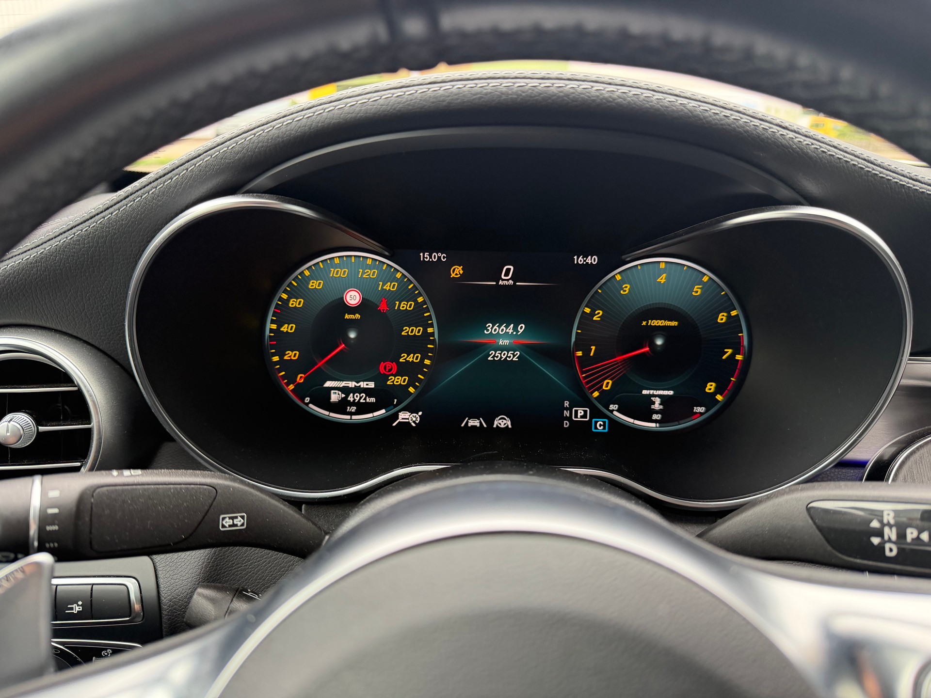 MERCEDES-BENZ C 43 Cabriolet AMG 4Matic 9G-Tronic-image-9