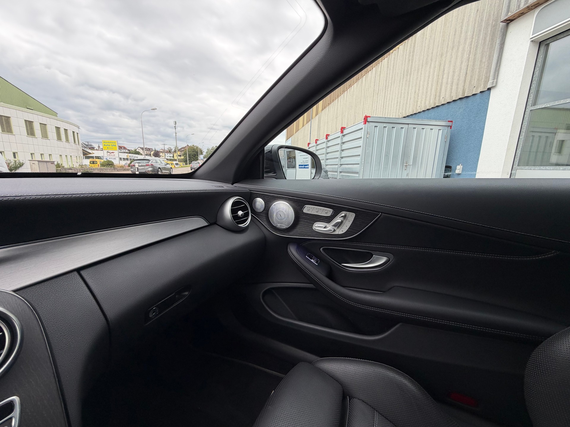 MERCEDES-BENZ C 43 Cabriolet AMG 4Matic 9G-Tronic-image-6