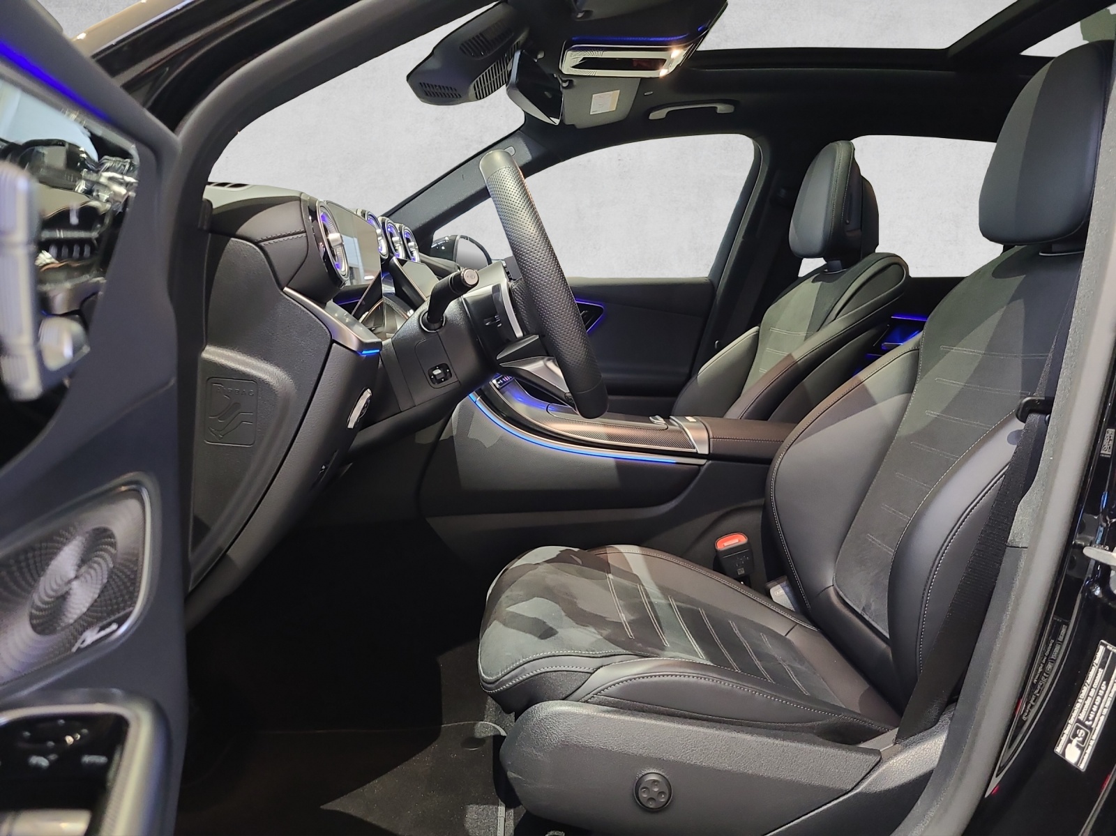 MERCEDES-BENZ GLC 200 AMG Line 4M X254-image-14