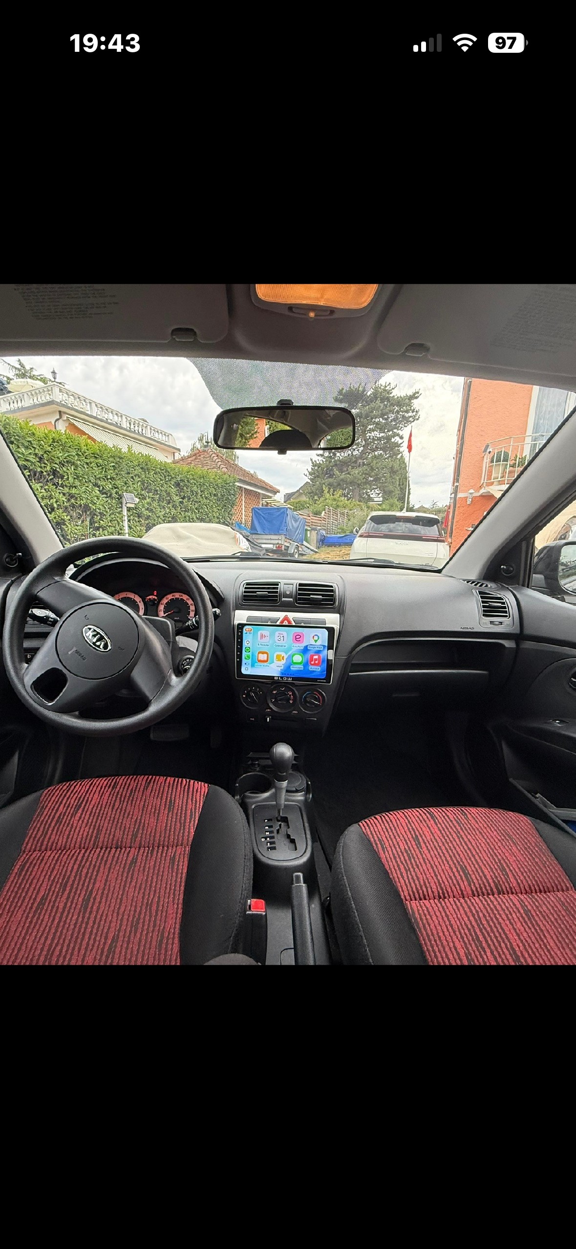 KIA Picanto 1.1 Trend Automatic-image-3