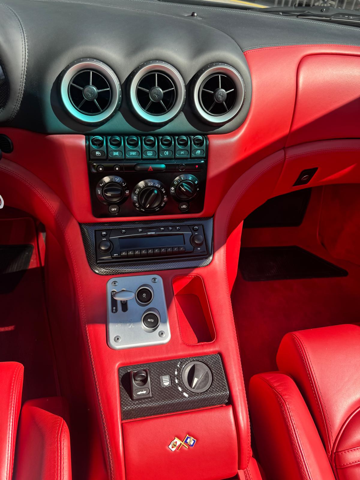 FERRARI 575 Superamerica-image-9
