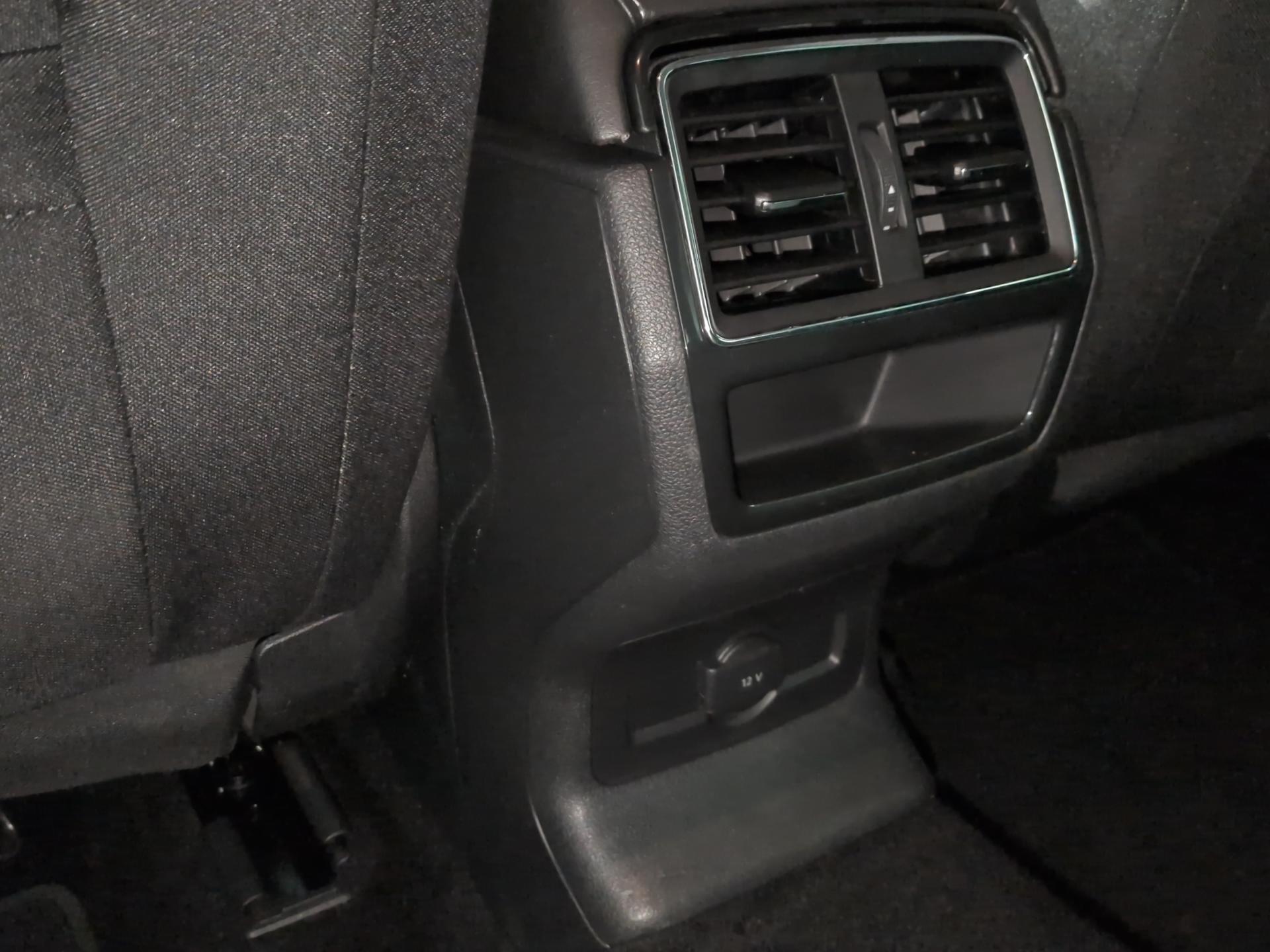 SKODA Karoq 2.0 TDI CR Ambition 4x4-image-19
