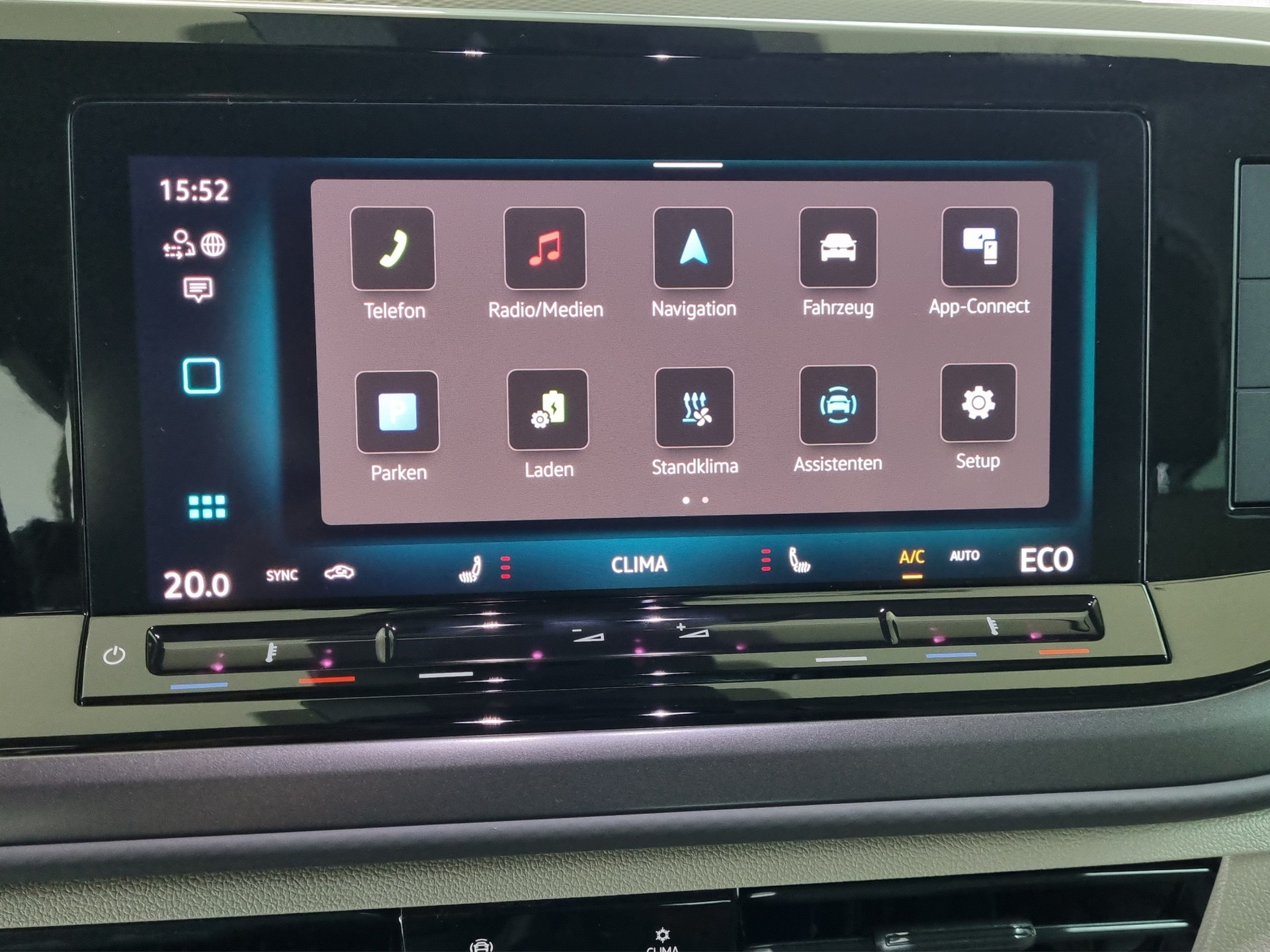 VW T7 Multivan 1.5 TSI eHybrid DSG 4Motion lang-image-12