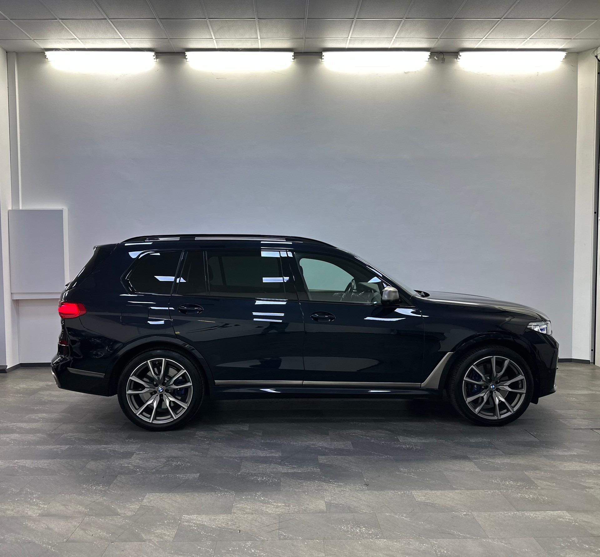 BMW X7 xDrive M50i Steptronic-image-7