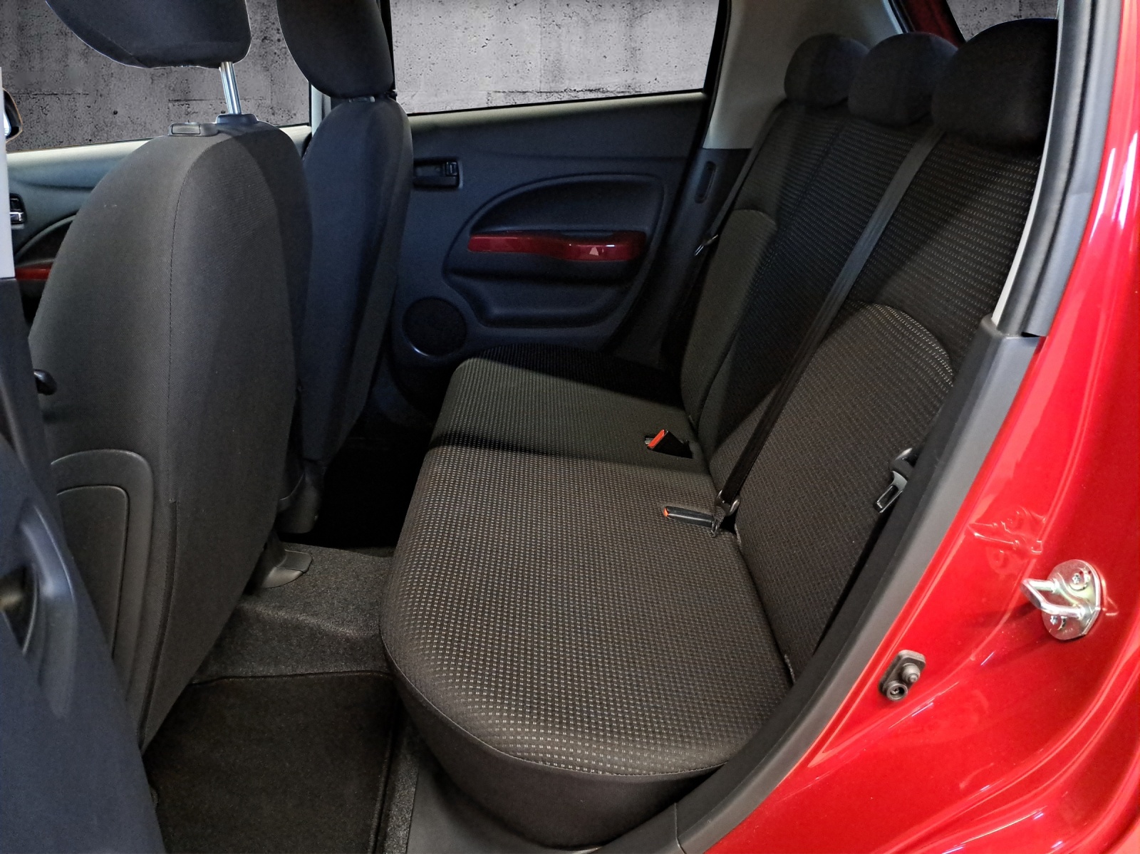 MITSUBISHI Space Star 1.2 MIVEC Celebration 300K-image-15