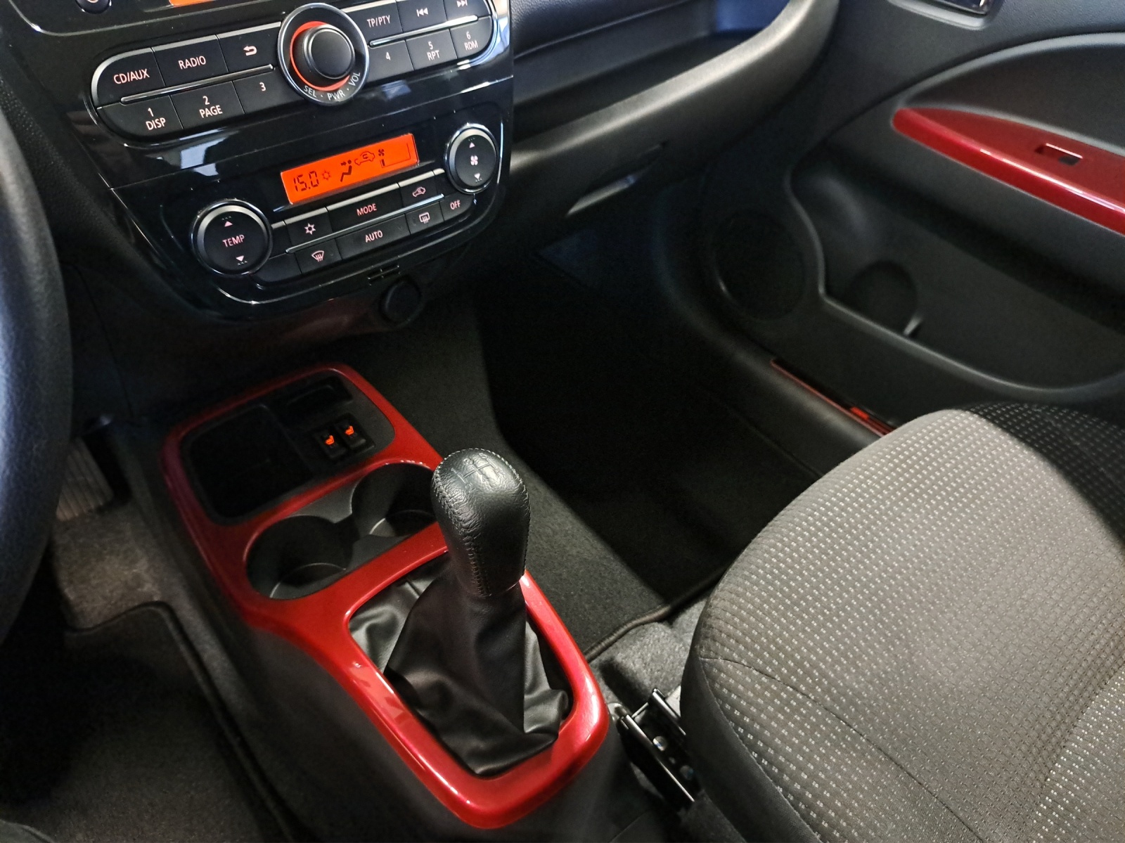 MITSUBISHI Space Star 1.2 MIVEC Celebration 300K-image-12