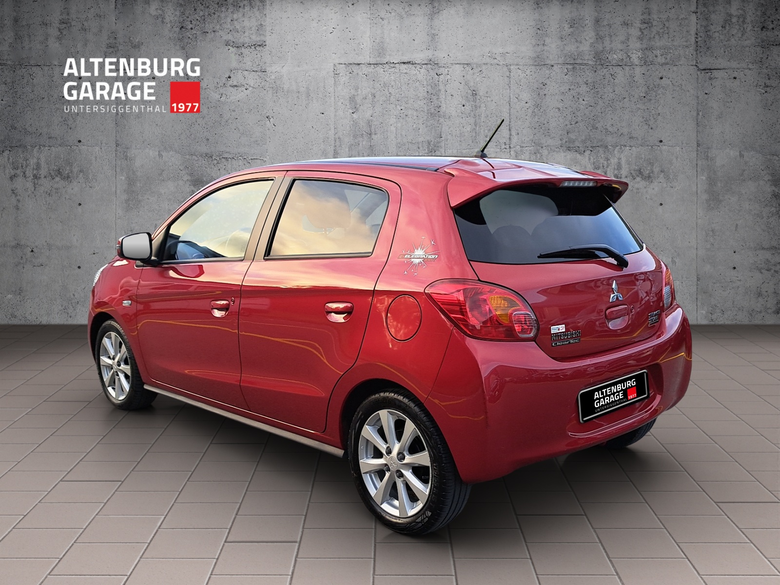 MITSUBISHI Space Star 1.2 MIVEC Celebration 300K-showroom-element-2