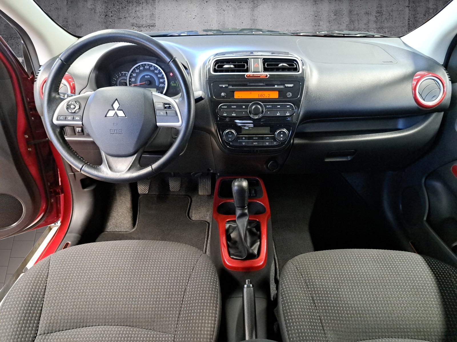 MITSUBISHI Space Star 1.2 MIVEC Celebration 300K-image-10