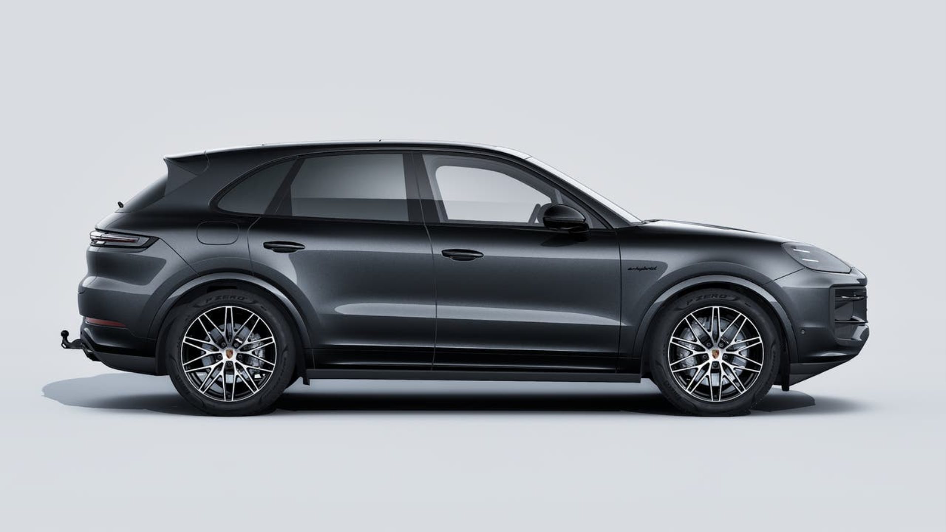 PORSCHE Cayenne E-Hybrid Black Edition-image-5