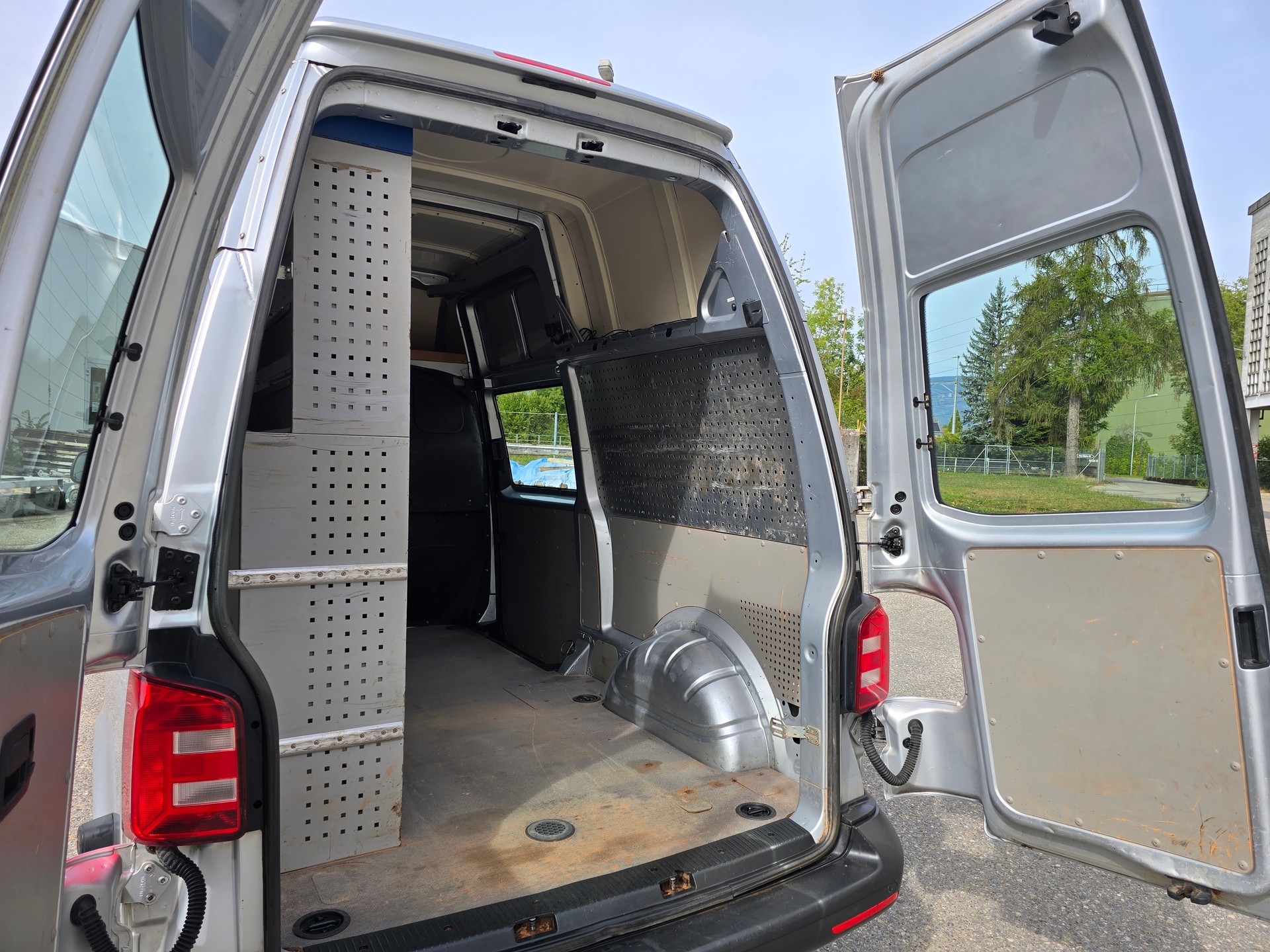 VW T6 2.0 TDI 4Motion 150PS 3400 Langversion-image-23