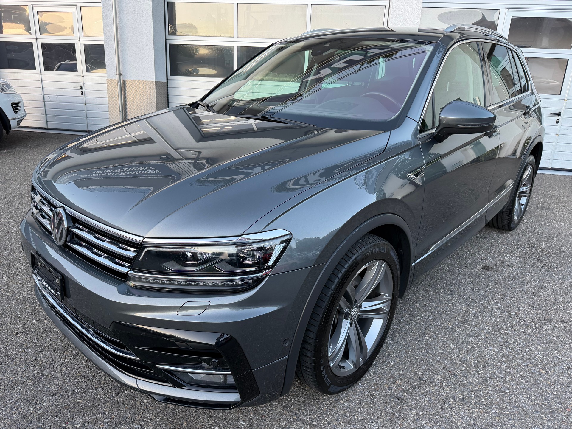 VW Tiguan 2.0 TDI SCR Highline 4Motion DSG-image-0
