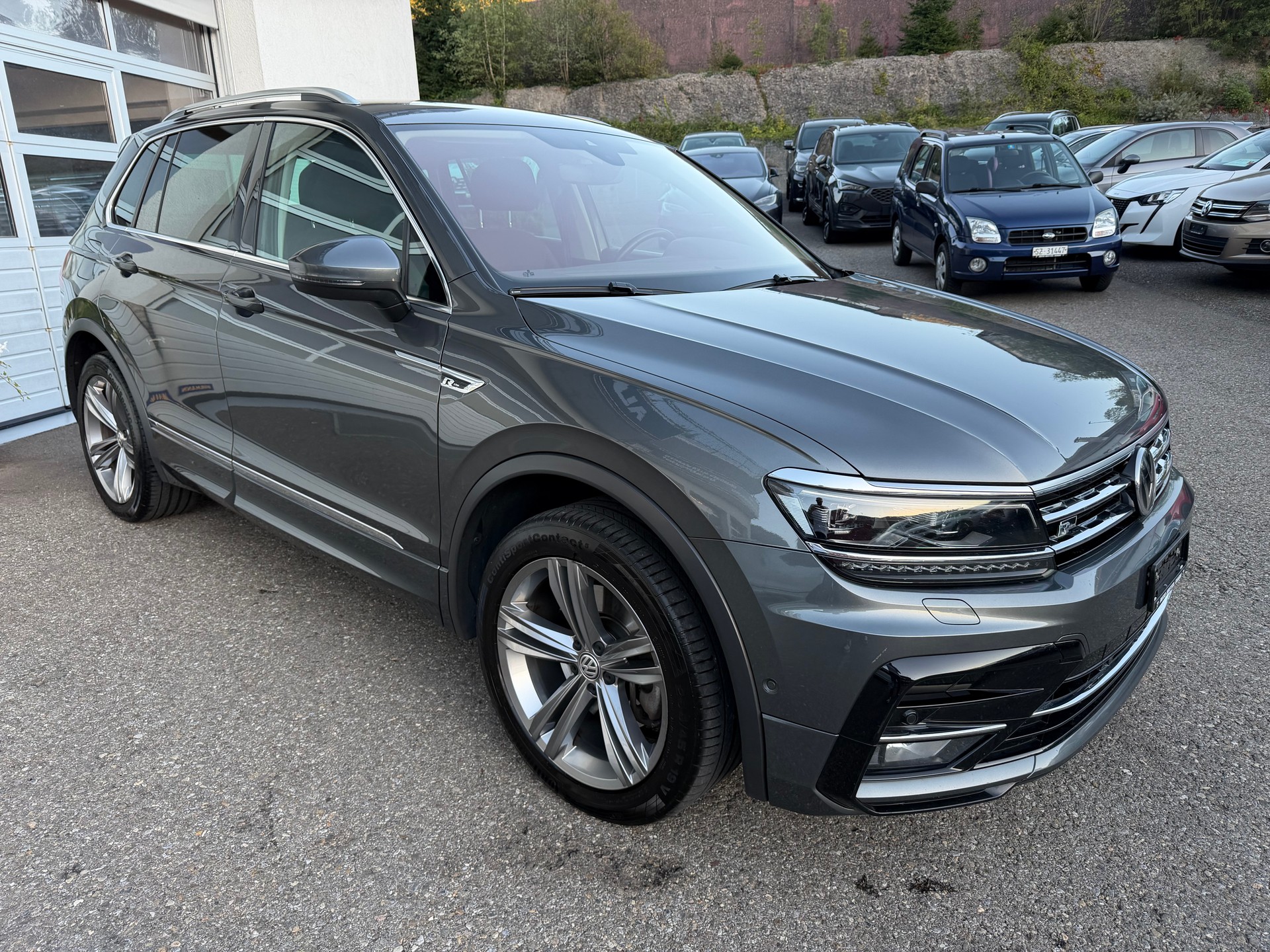 VW Tiguan 2.0 TDI SCR Highline 4Motion DSG-image-3