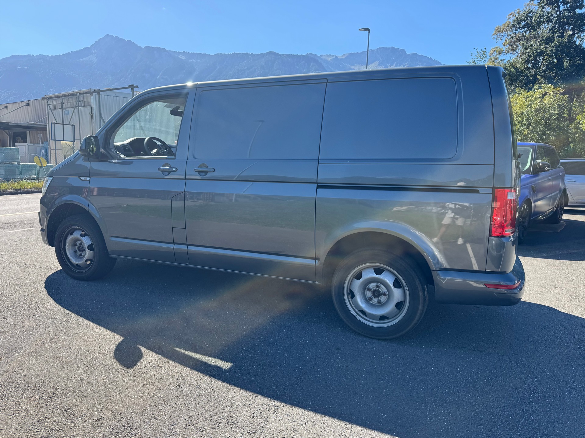 VW T6 2.0 Bi-TDI 4Motion DSG-image-8