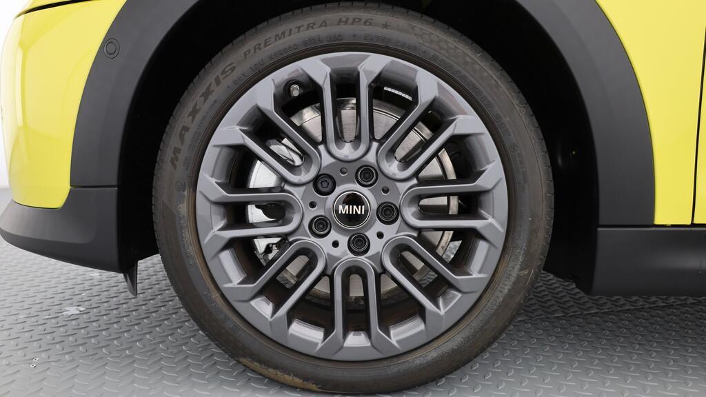 MINI Cooper Cabrio C-image-8