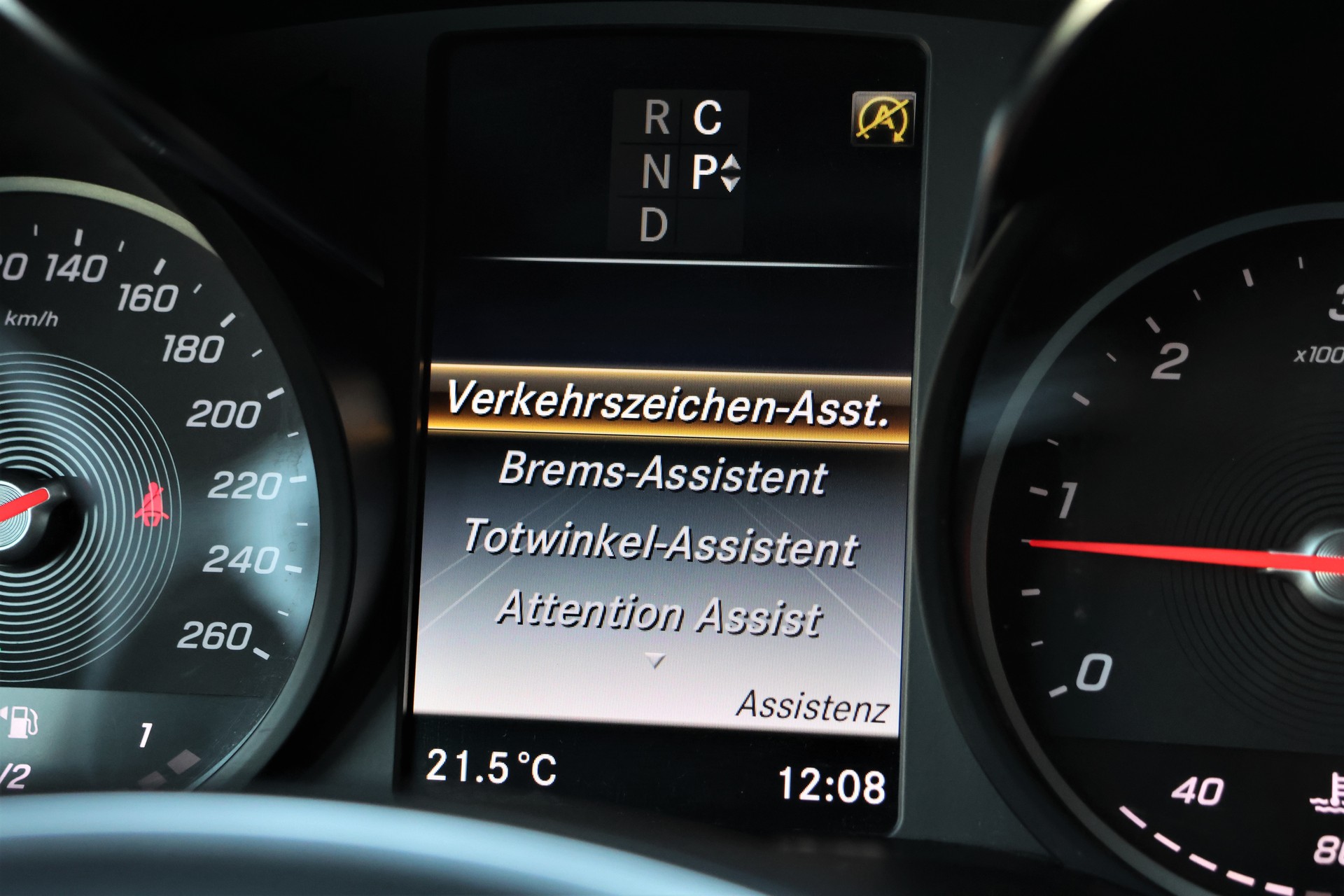 MERCEDES-BENZ V 300 d lang Avantgarde 4Matic 9G-Tronic (CH) 7Plätzer + 2.5T AHK-image-29