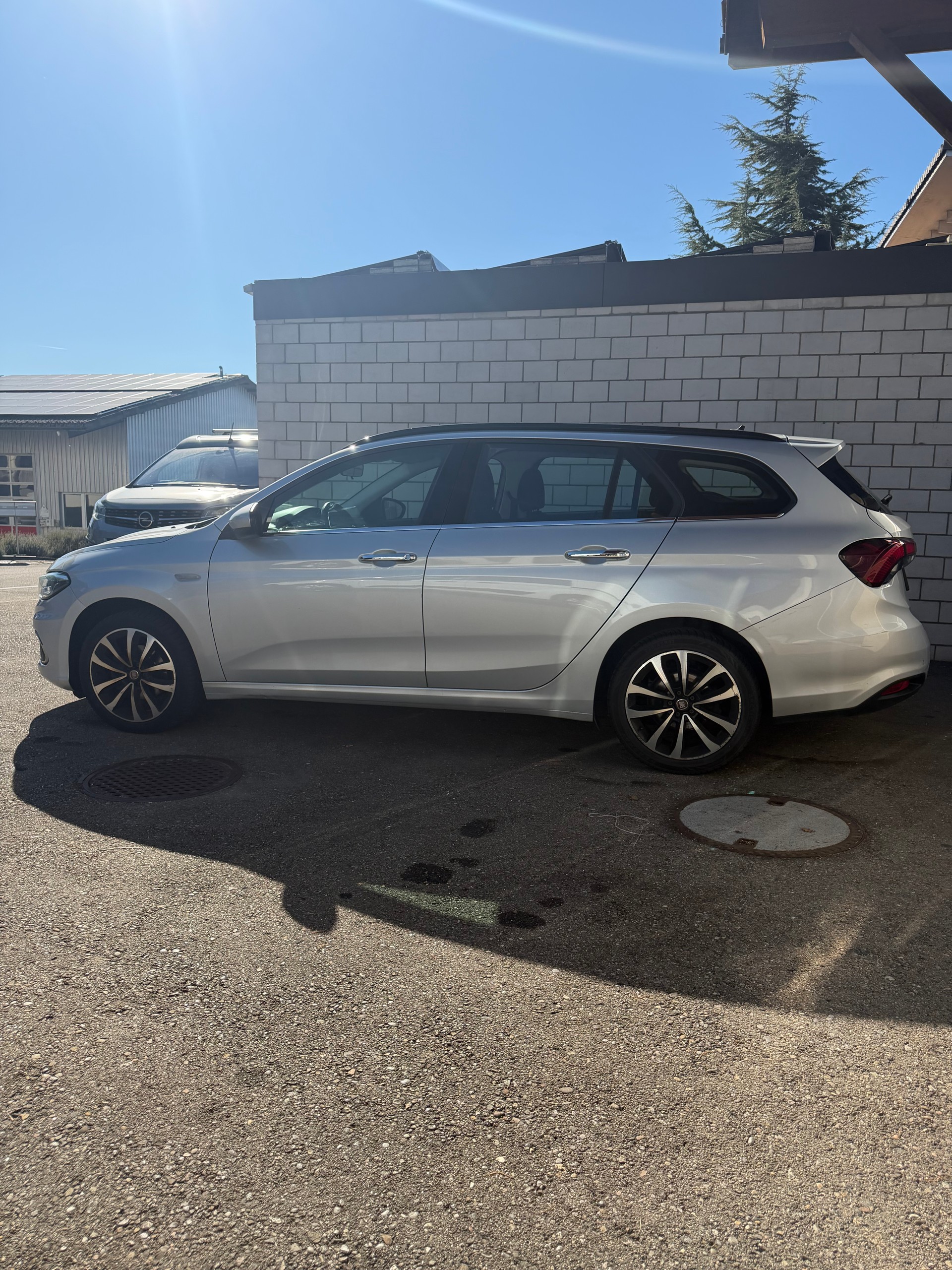 FIAT Tipo 1.6MJ Station Wagon Lounge-image-2