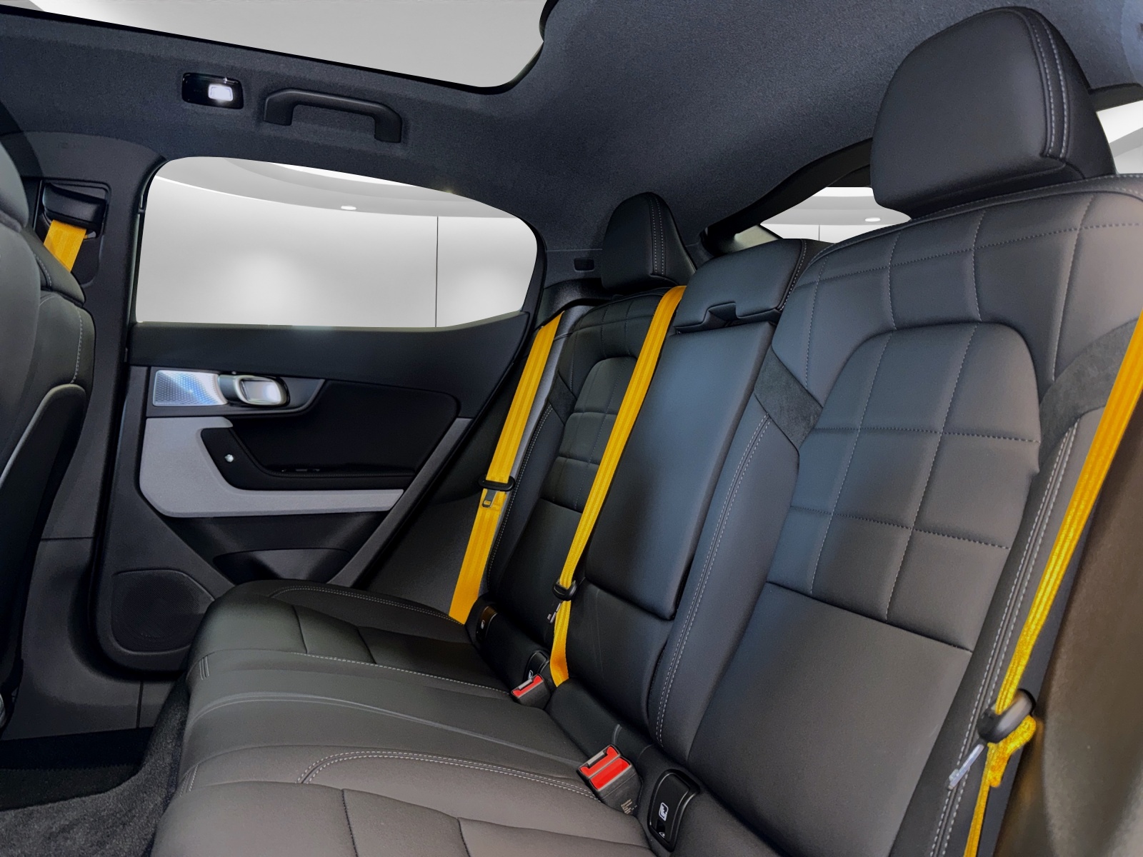 POLESTAR 2 Long Range Dual Motor Performance Prime-image-13