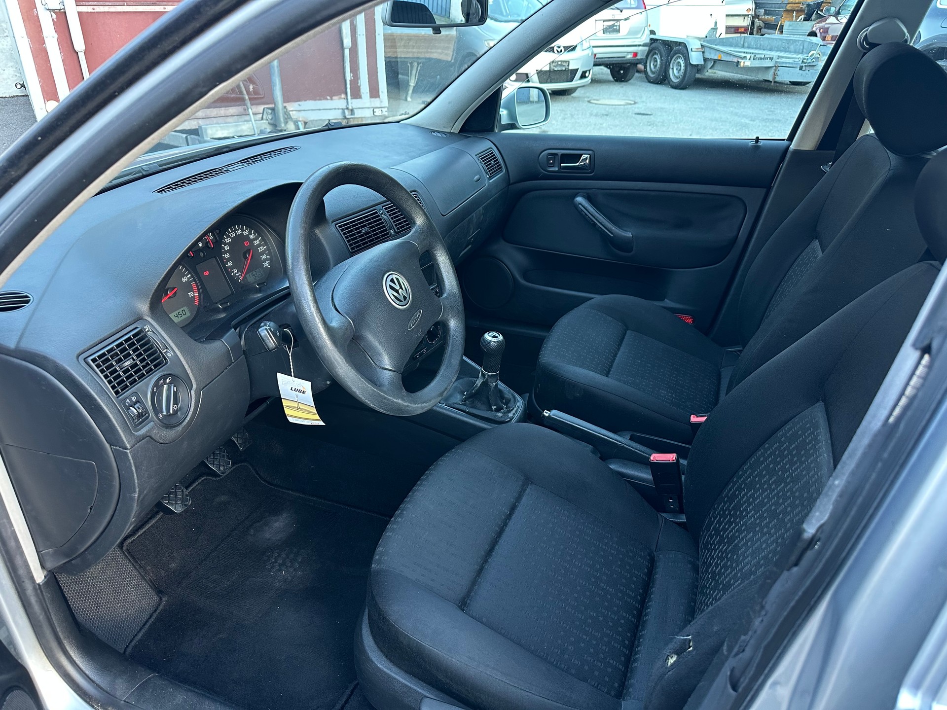 VW Golf Variant 2.0 Comfortline Generation 4Motion-image-11