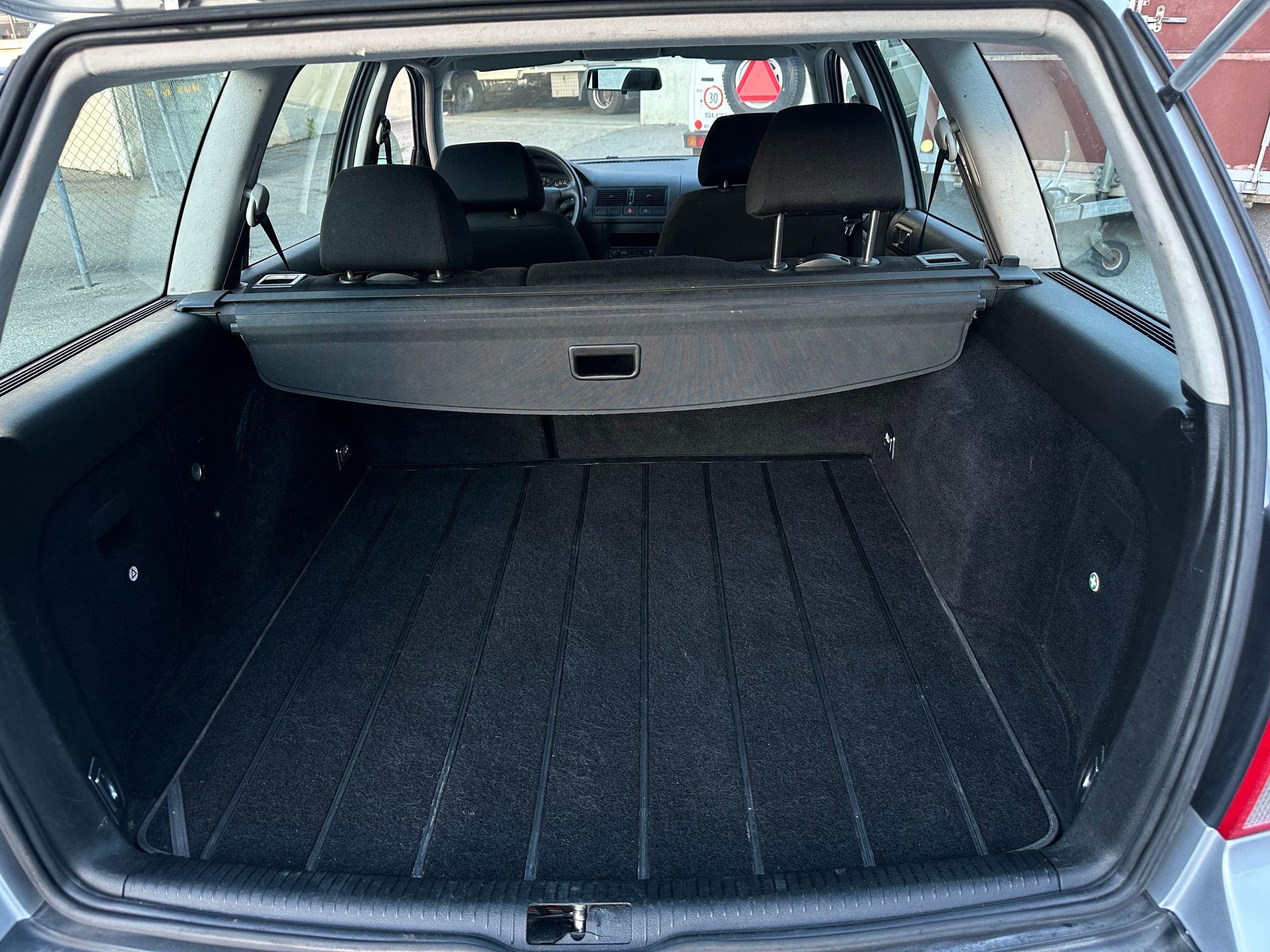 VW Golf Variant 2.0 Comfortline Generation 4Motion-image-14