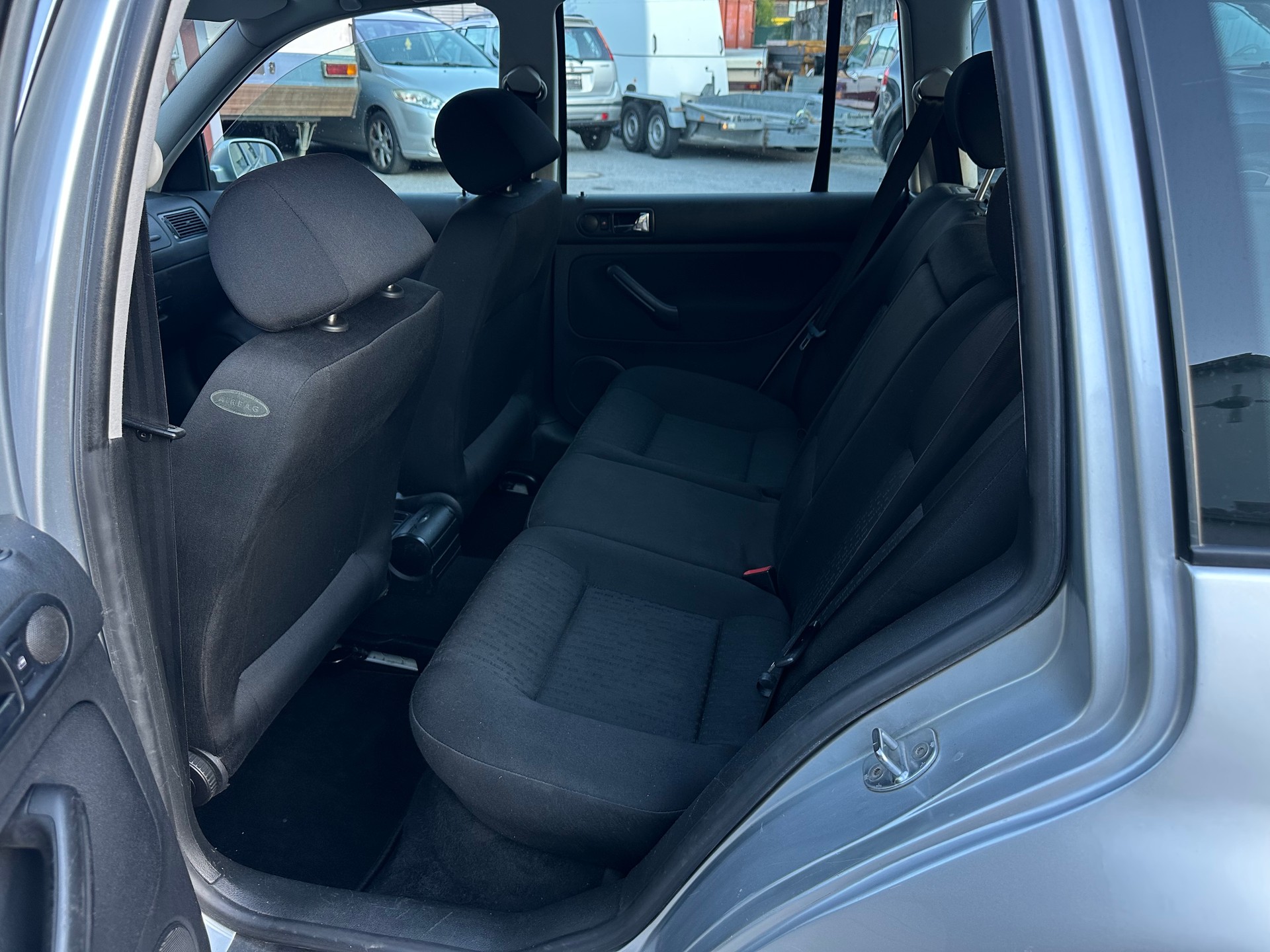 VW Golf Variant 2.0 Comfortline Generation 4Motion-image-13
