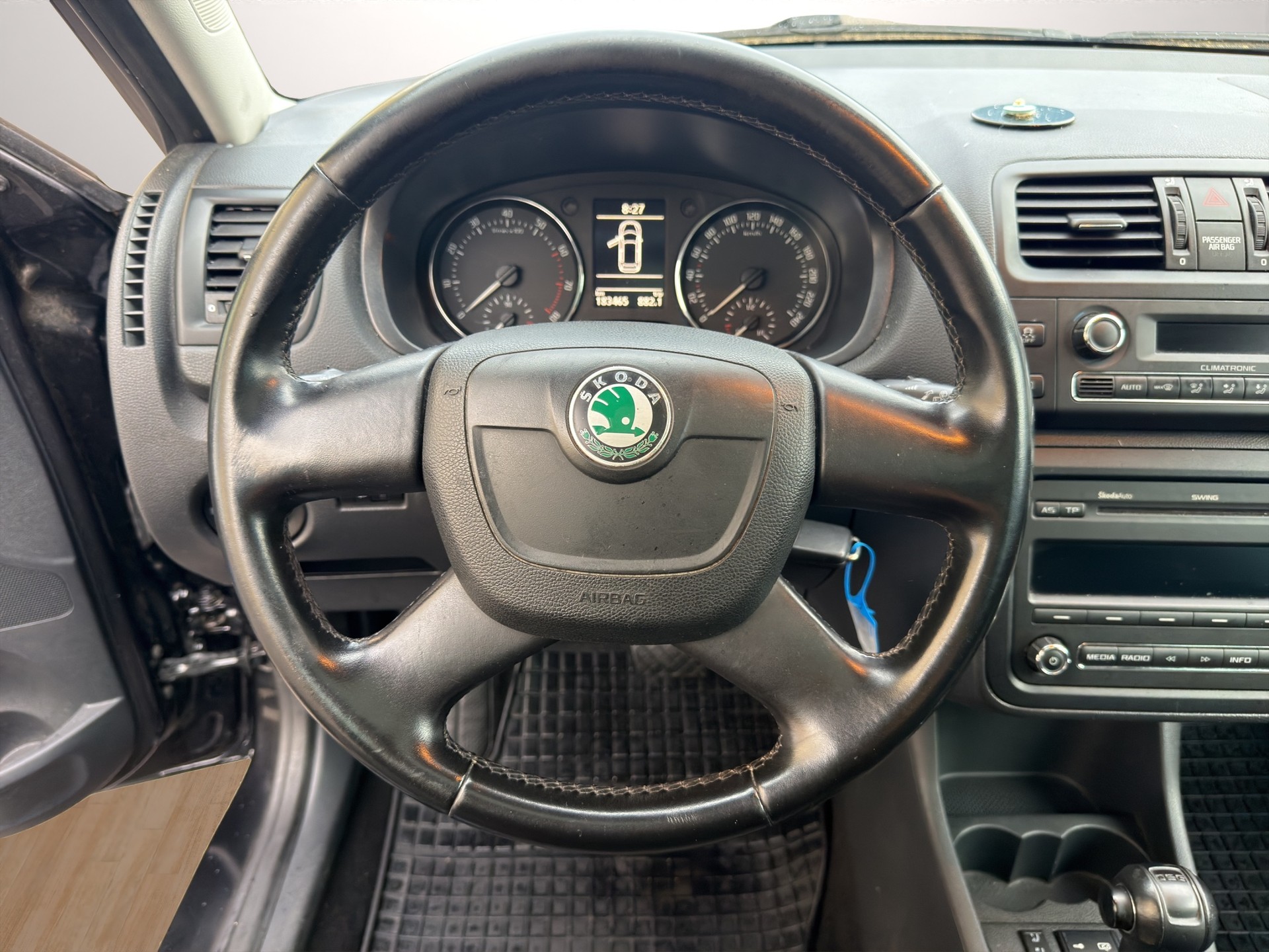 SKODA Roomster 1.2 TSI Elegance DSG-image-9