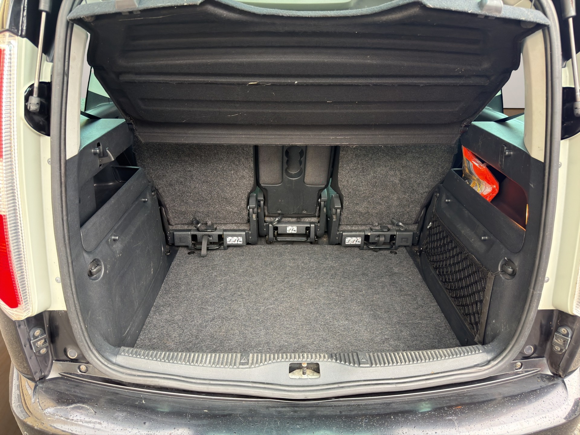 SKODA Roomster 1.2 TSI Elegance DSG-image-14