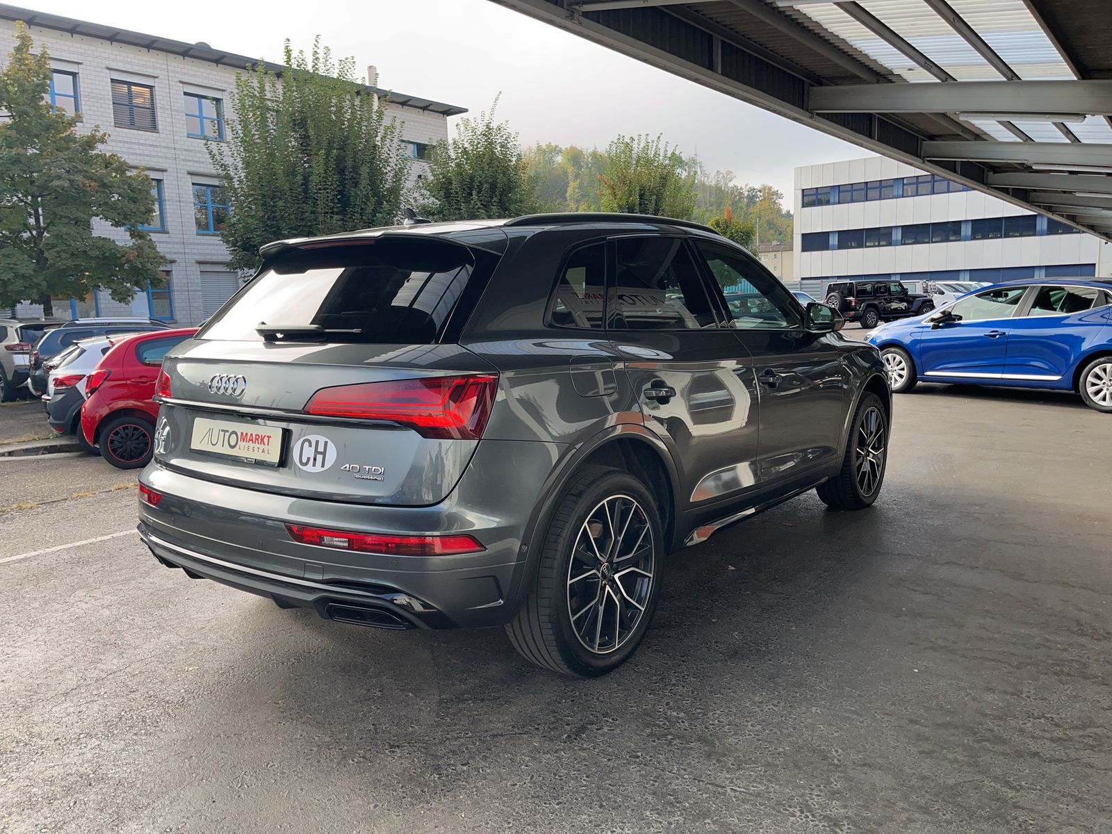 AUDI Q5 40 TDI S-line quattro S-tronic-image-11