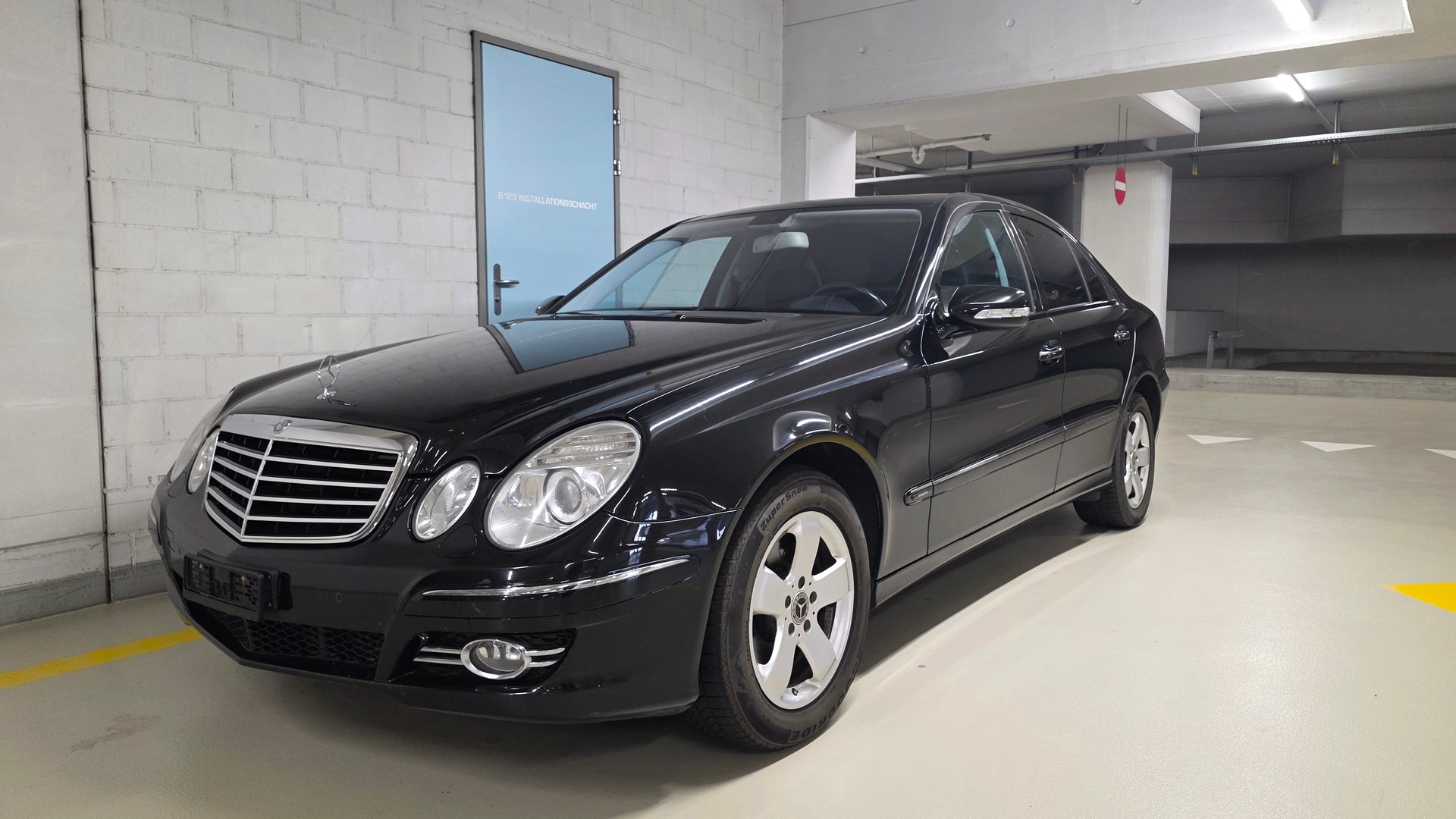 MERCEDES-BENZ E 320 CDI Avantgarde 4Matic Automatic-image-0