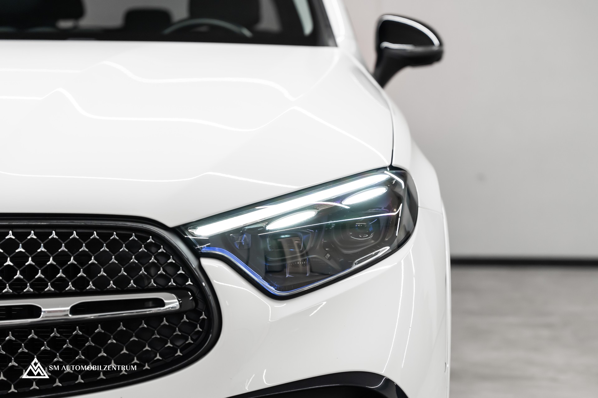 MERCEDES-BENZ GLC 220 d AMG Line 4matic / CH / Panorama / 360° / Night Paket / Head-Up / AHK-showroom-element-2