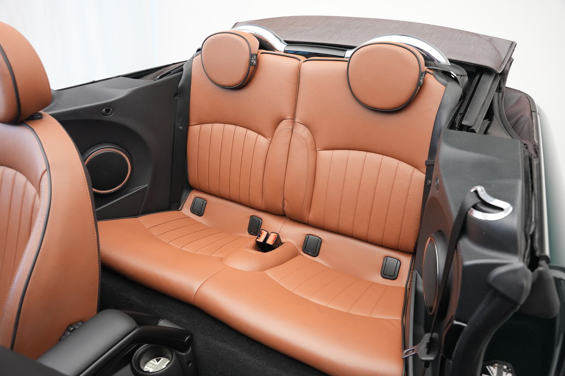 MINI Cooper John Cooper Works Cabriolet-image-20