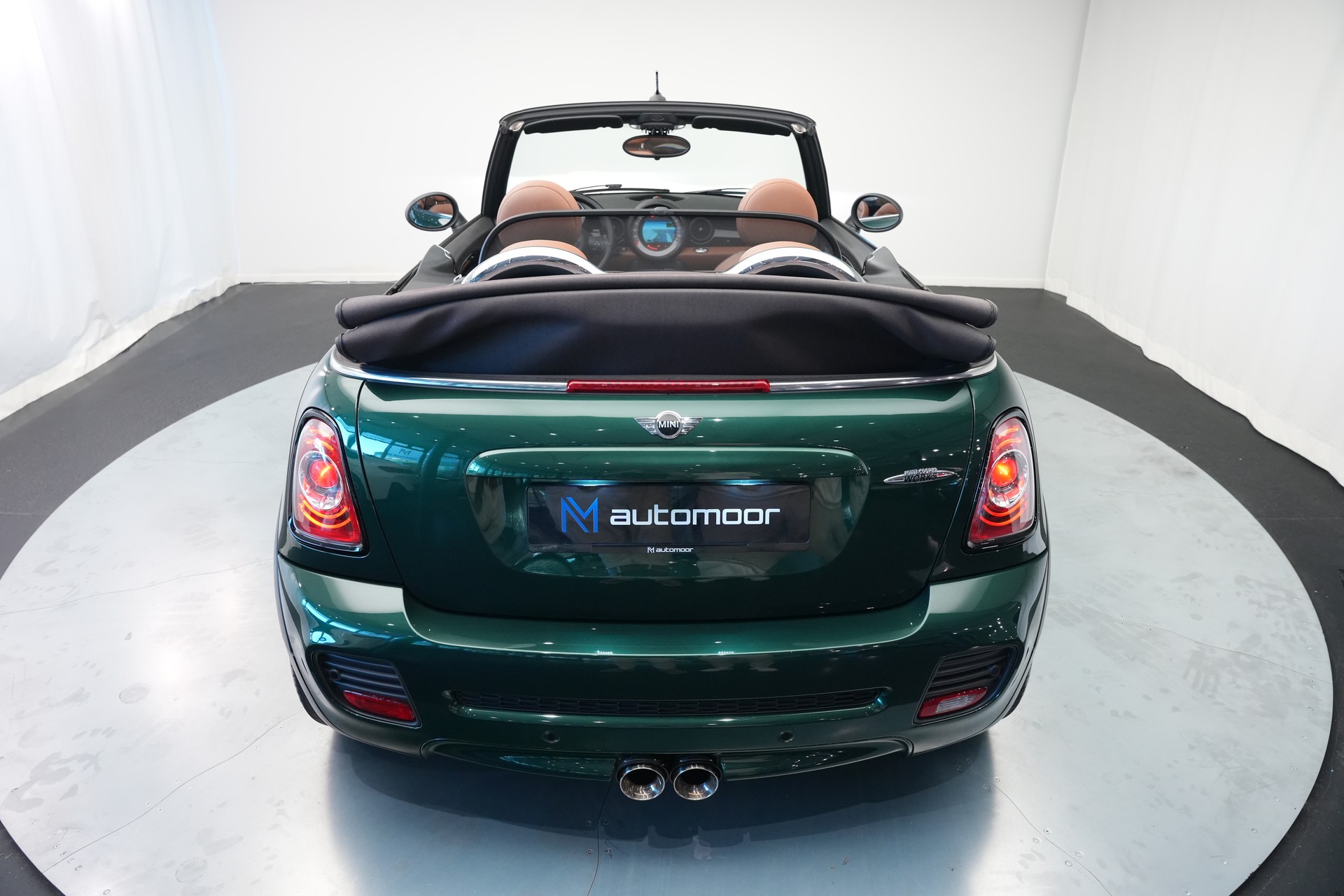 MINI Cooper John Cooper Works Cabriolet-image-42