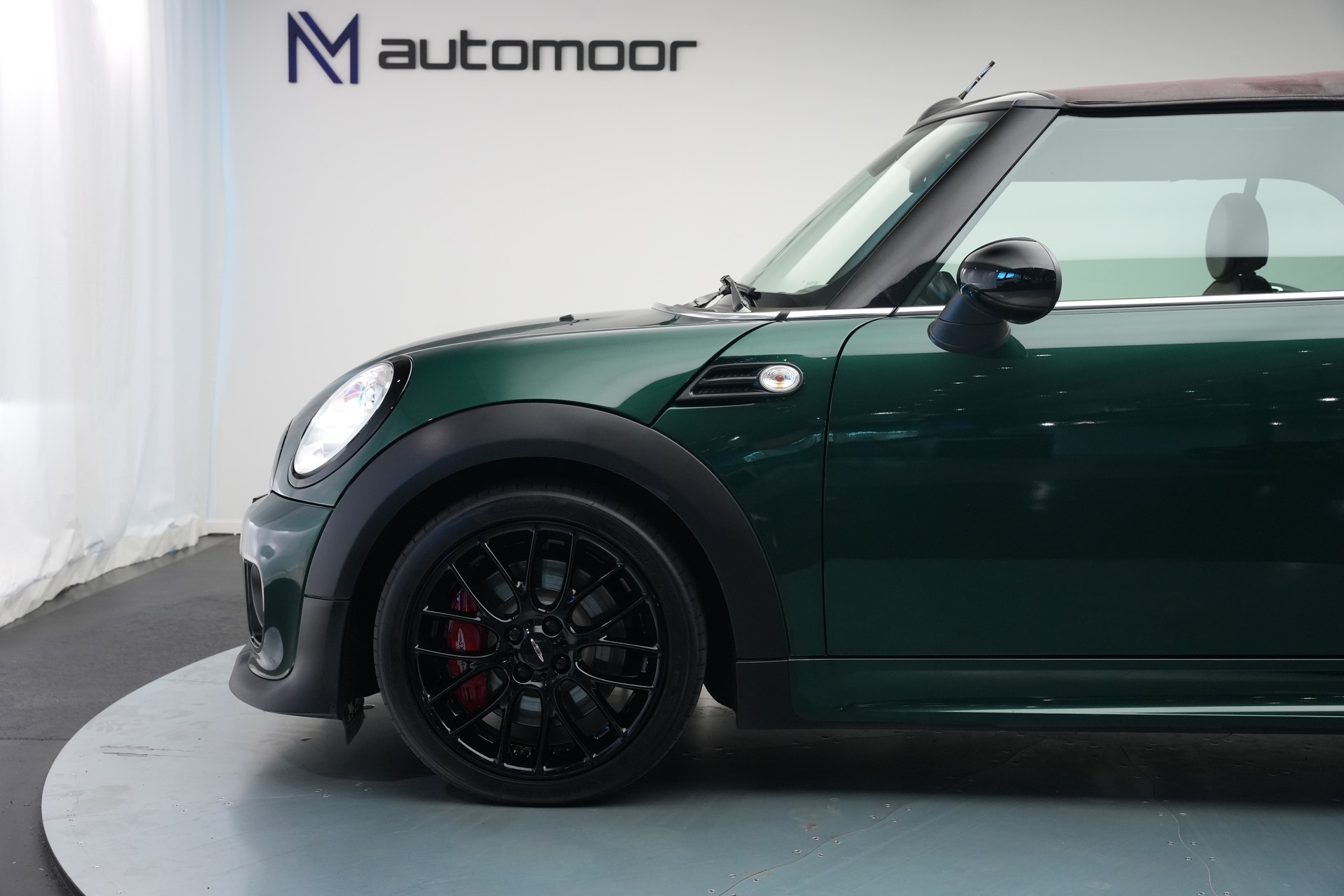 MINI Cooper John Cooper Works Cabriolet-image-56