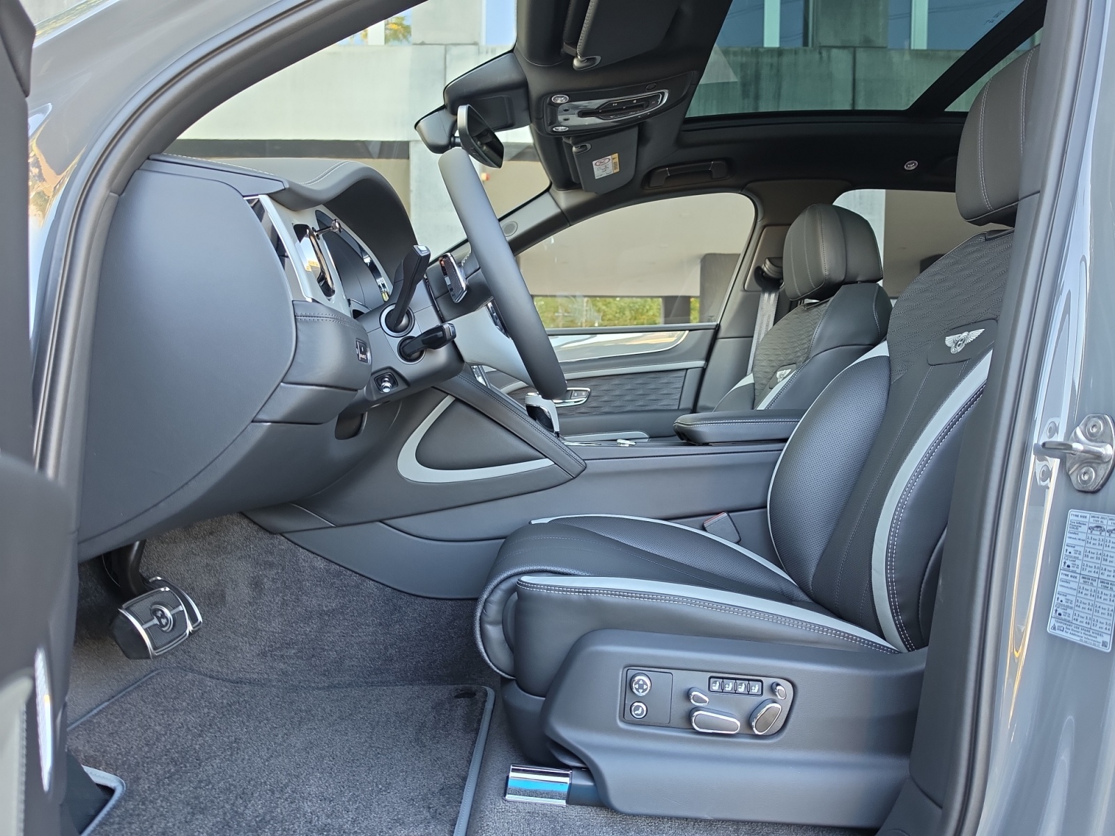 BENTLEY Bentayga Speed V8 1.9% Leasing möglich.-image-7