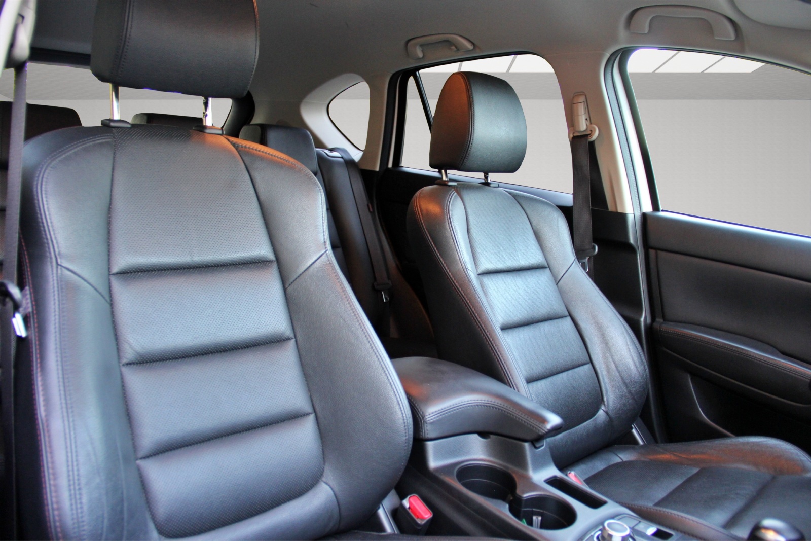 MAZDA CX-5 2.2 D HP Revolution AWD Automatic-image-13